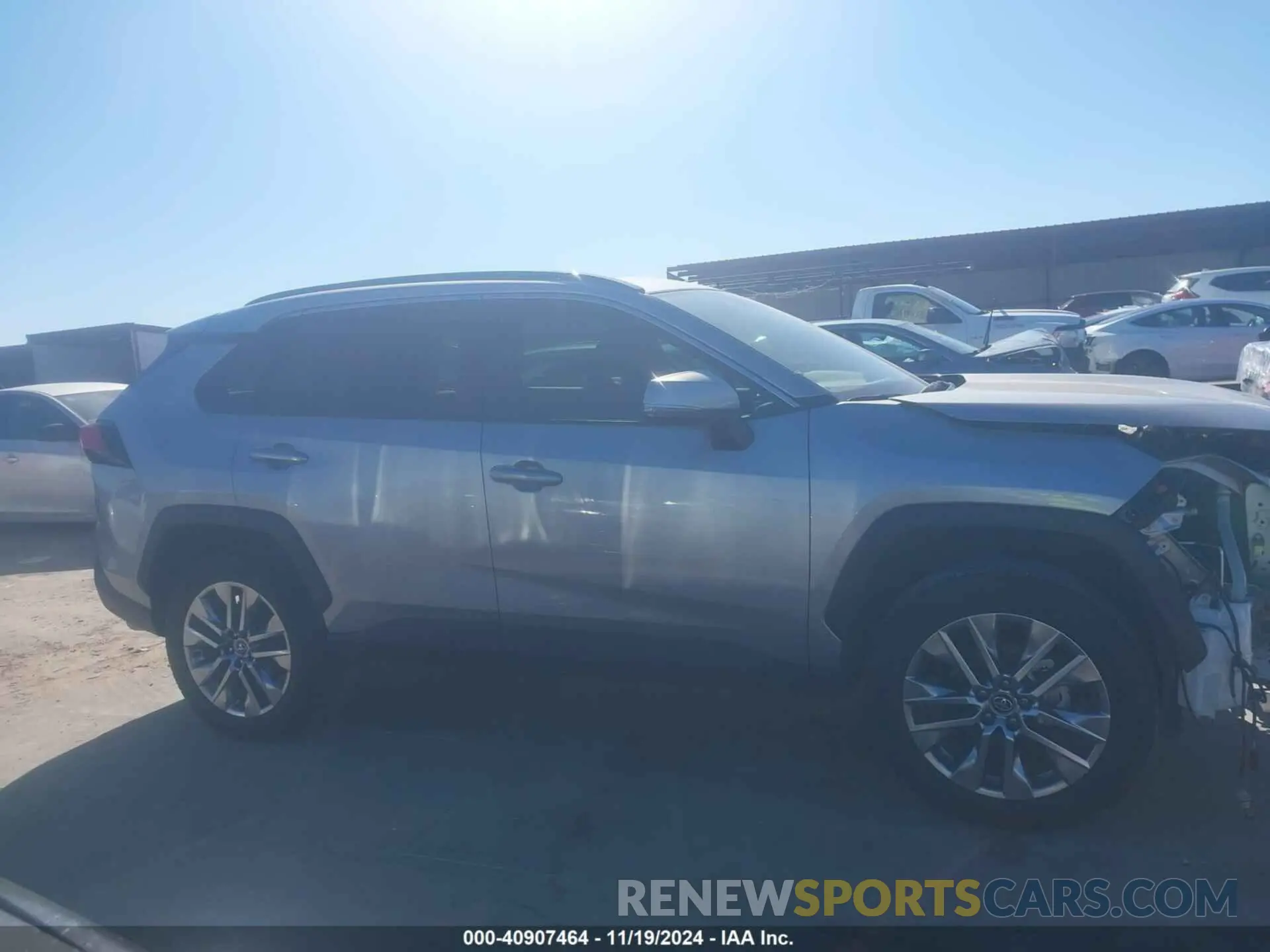 12 fotografías del automóvil dañado 2T3C1RFV5KW031180 TOYOTA RAV4 2019