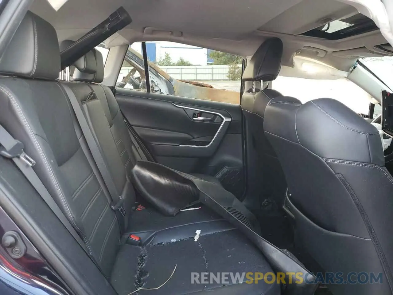11 fotografías del automóvil dañado 2T3C1RFV6KW041197 TOYOTA RAV4 2019