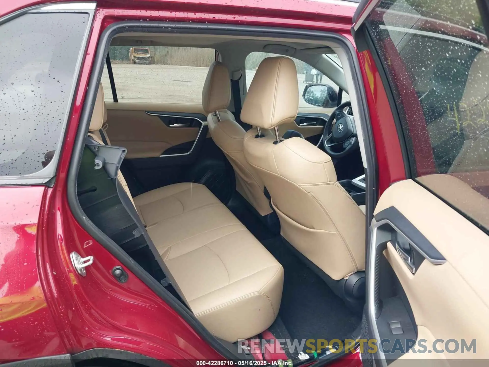 8 fotografías del automóvil dañado 2T3C1RFV6KW046206 TOYOTA RAV4 2019