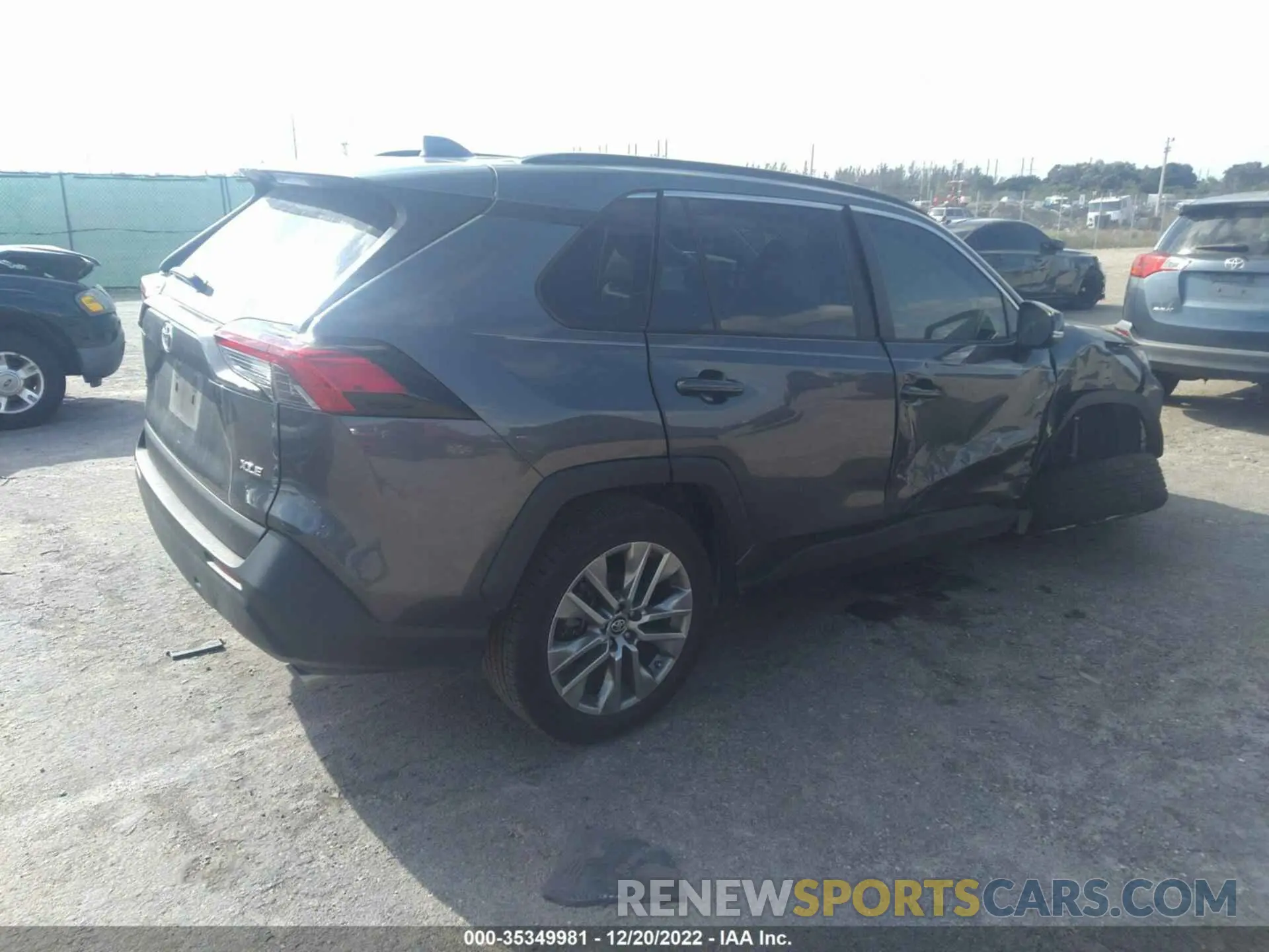 4 fotografías del automóvil dañado 2T3C1RFV7KC013779 TOYOTA RAV4 2019