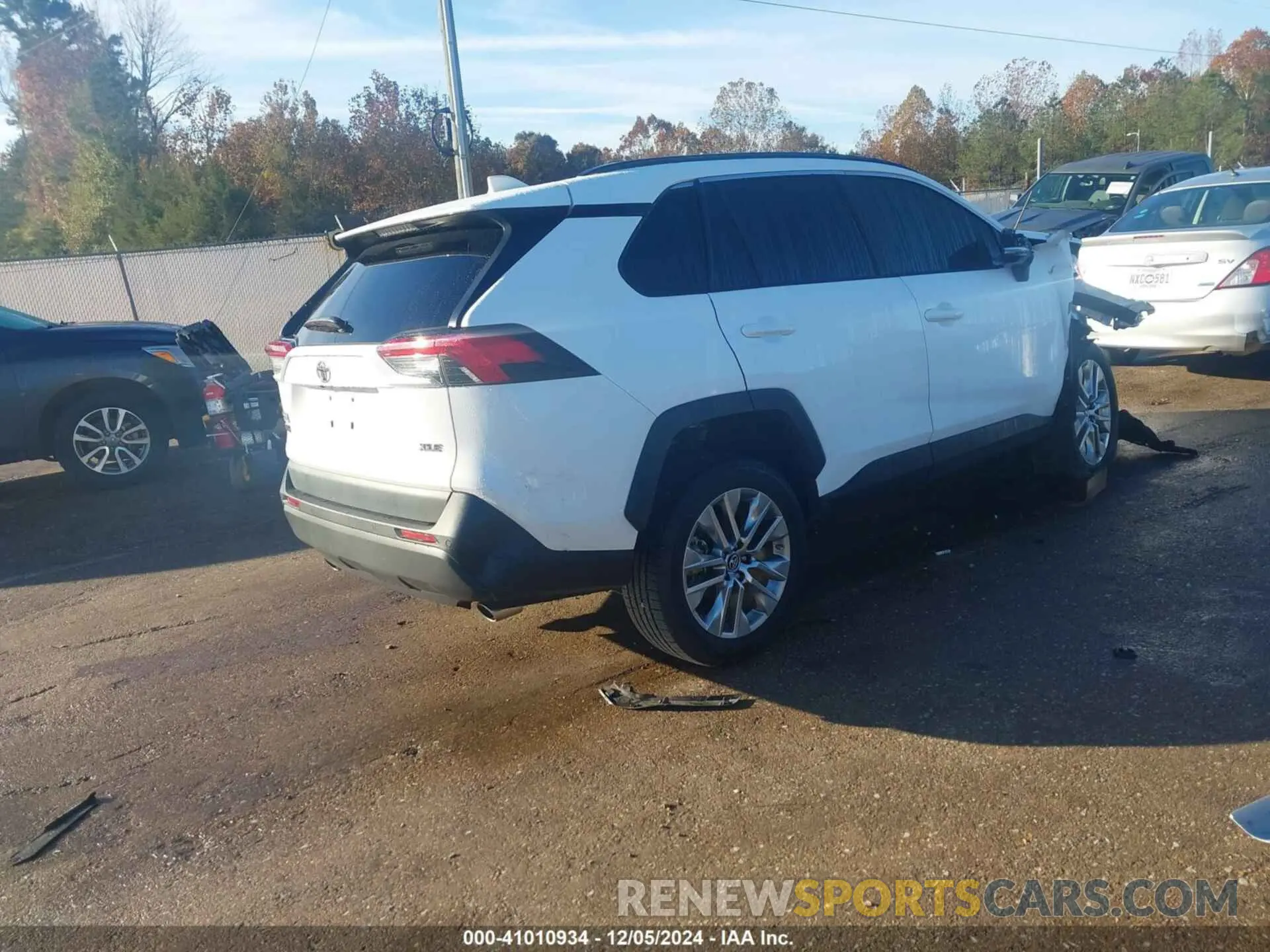 4 fotografías del automóvil dañado 2T3C1RFV7KW006202 TOYOTA RAV4 2019
