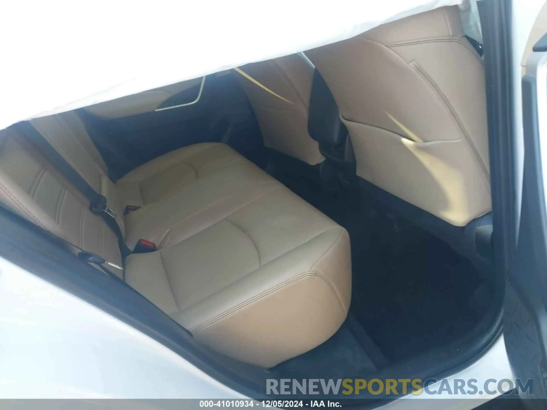 8 fotografías del automóvil dañado 2T3C1RFV7KW006202 TOYOTA RAV4 2019