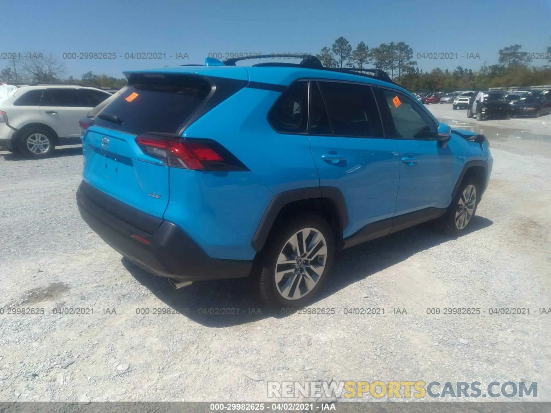 4 fotografías del automóvil dañado 2T3C1RFV7KW016955 TOYOTA RAV4 2019