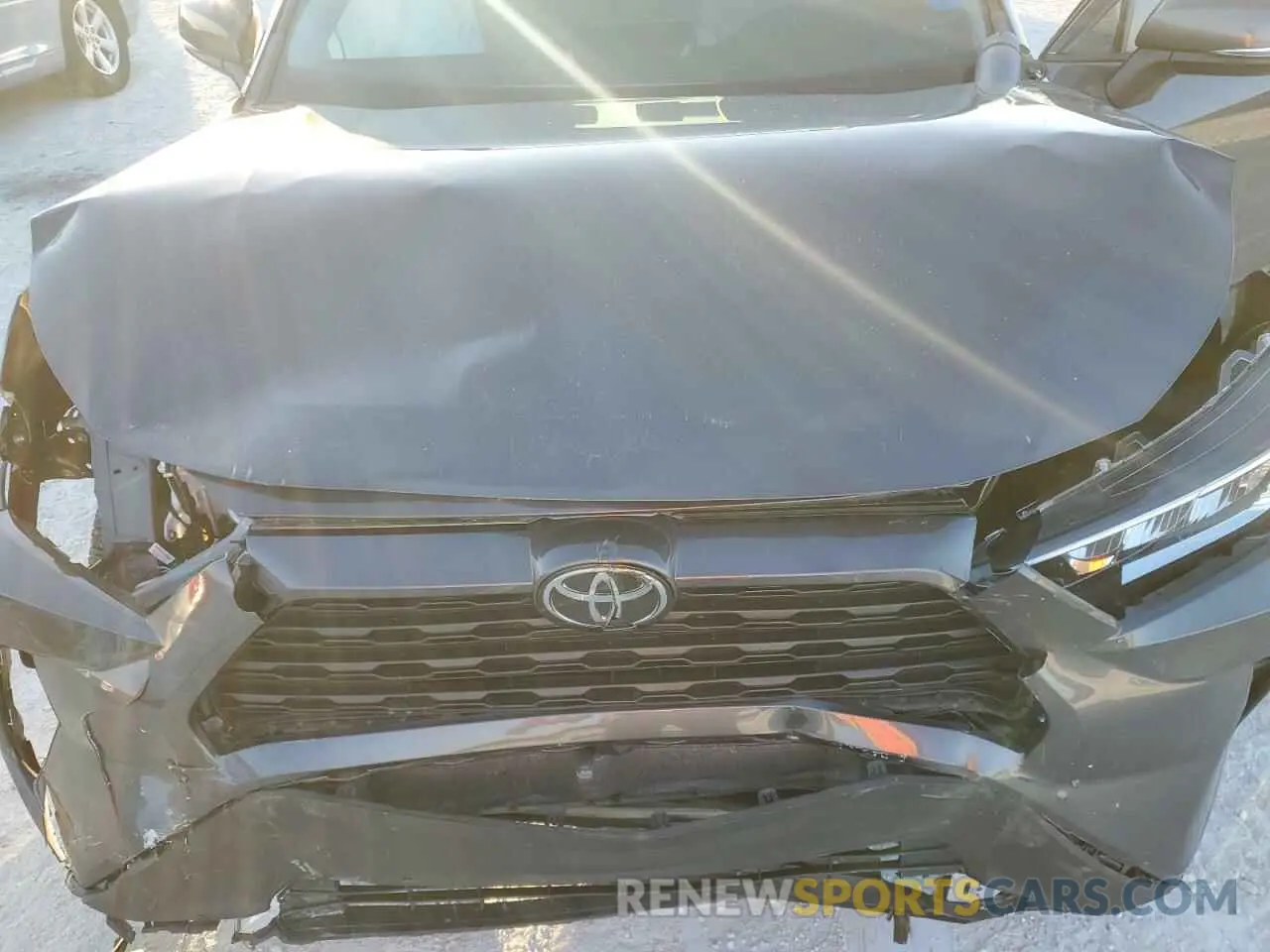 12 fotografías del automóvil dañado 2T3C1RFV7KW040611 TOYOTA RAV4 2019