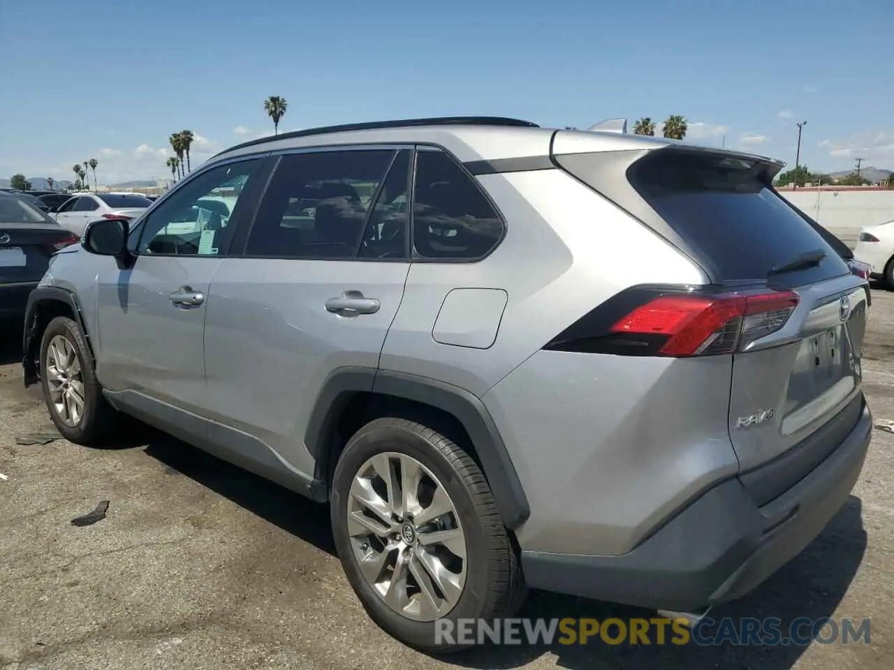 2 fotografías del automóvil dañado 2T3C1RFV8KC024743 TOYOTA RAV4 2019