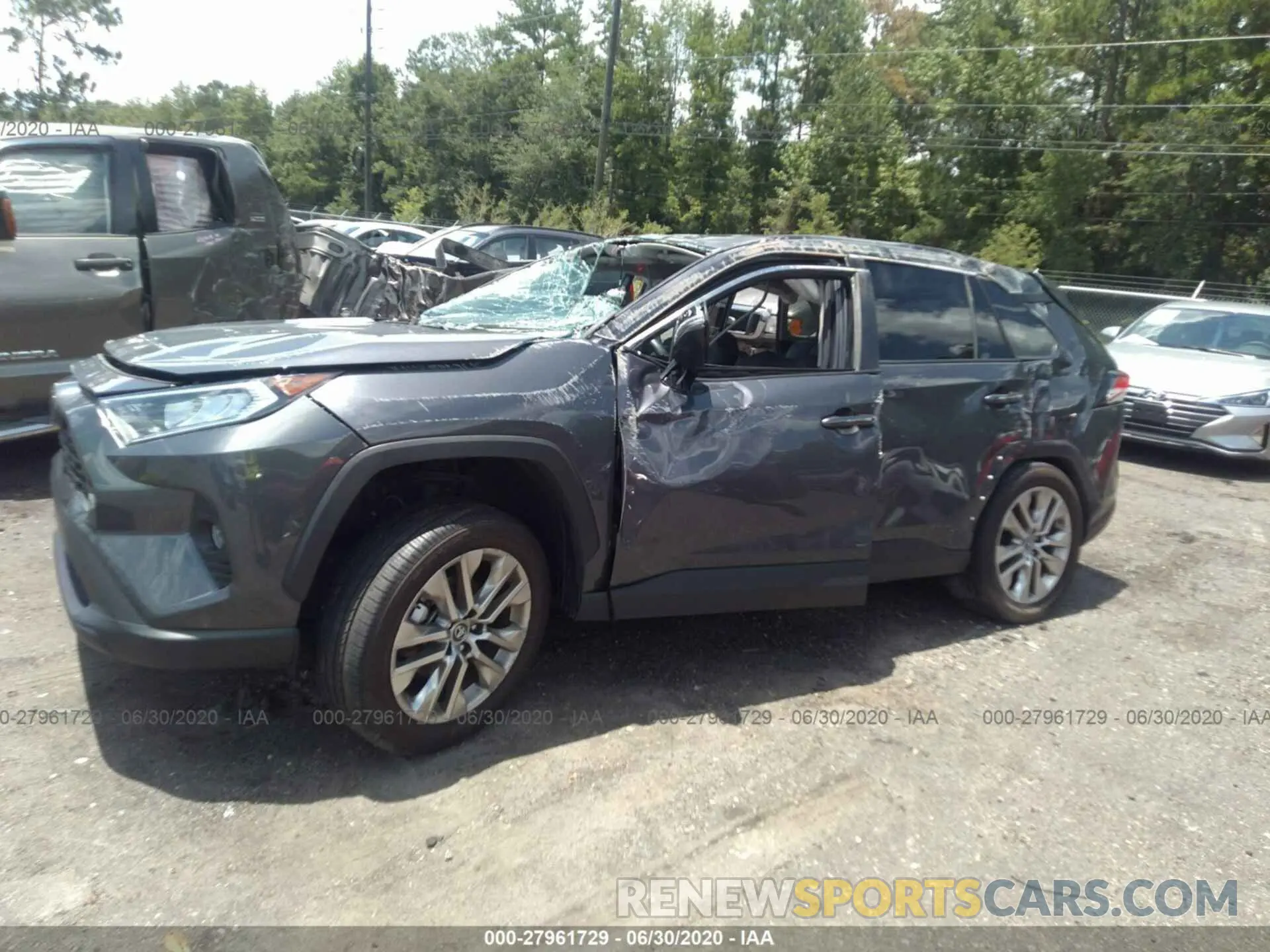 2 fotografías del automóvil dañado 2T3C1RFV9KW025544 TOYOTA RAV4 2019