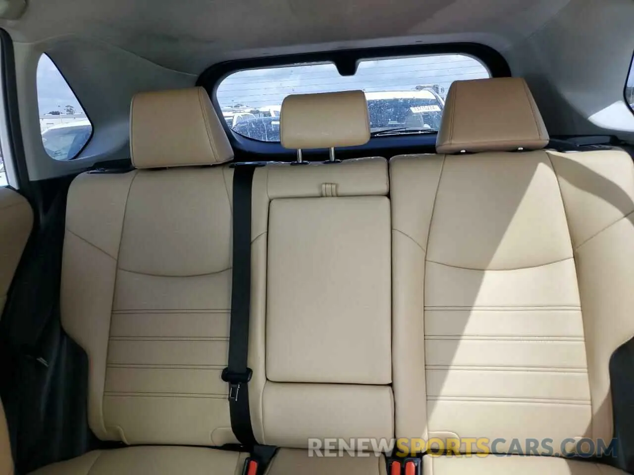 10 fotografías del automóvil dañado 2T3C1RFVXKW006596 TOYOTA RAV4 2019