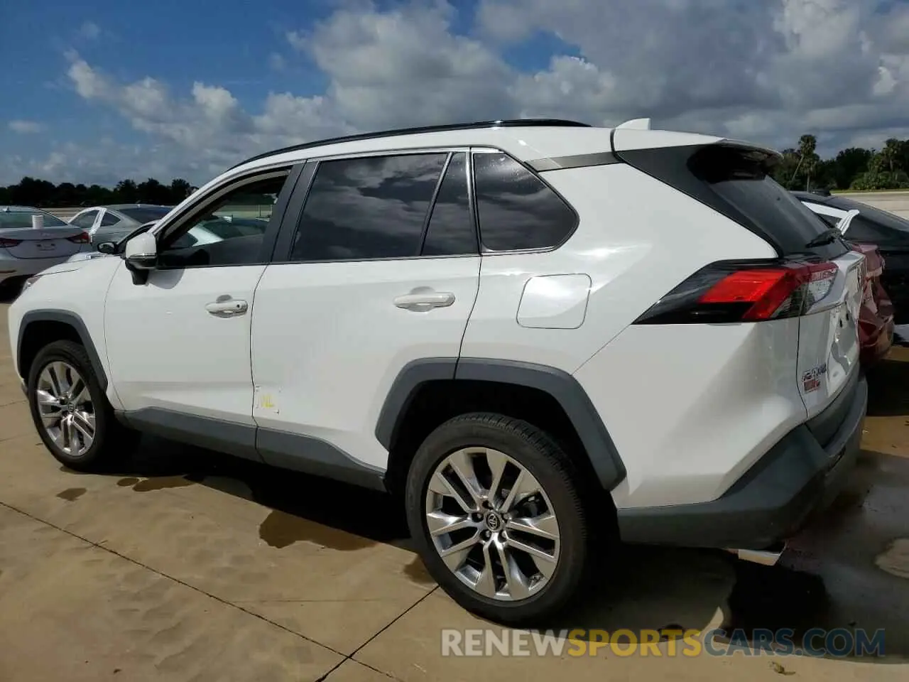 2 fotografías del automóvil dañado 2T3C1RFVXKW006596 TOYOTA RAV4 2019
