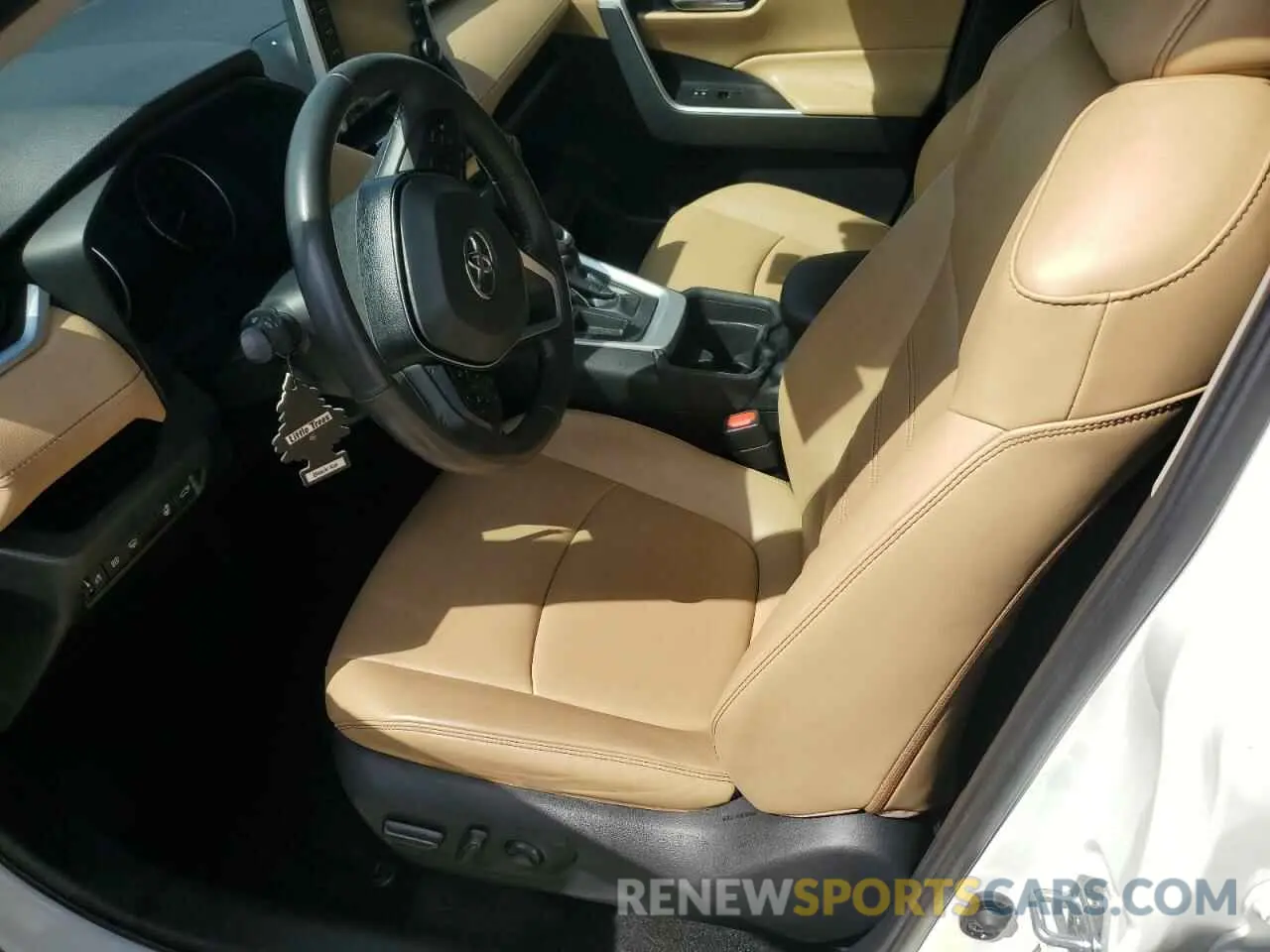 7 fotografías del automóvil dañado 2T3C1RFVXKW006596 TOYOTA RAV4 2019