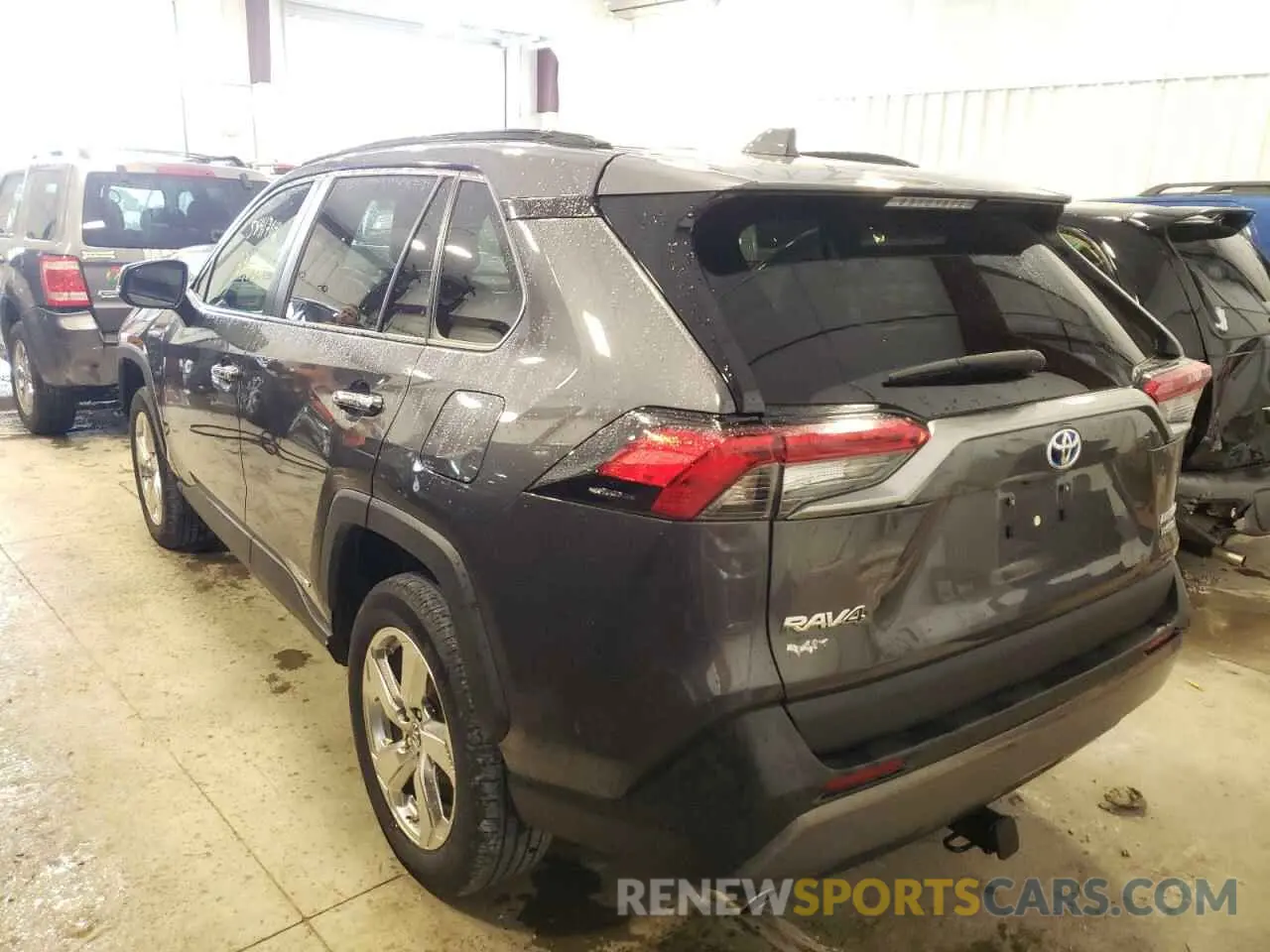 3 fotografías del automóvil dañado 2T3DWRFV6KW011316 TOYOTA RAV4 2019