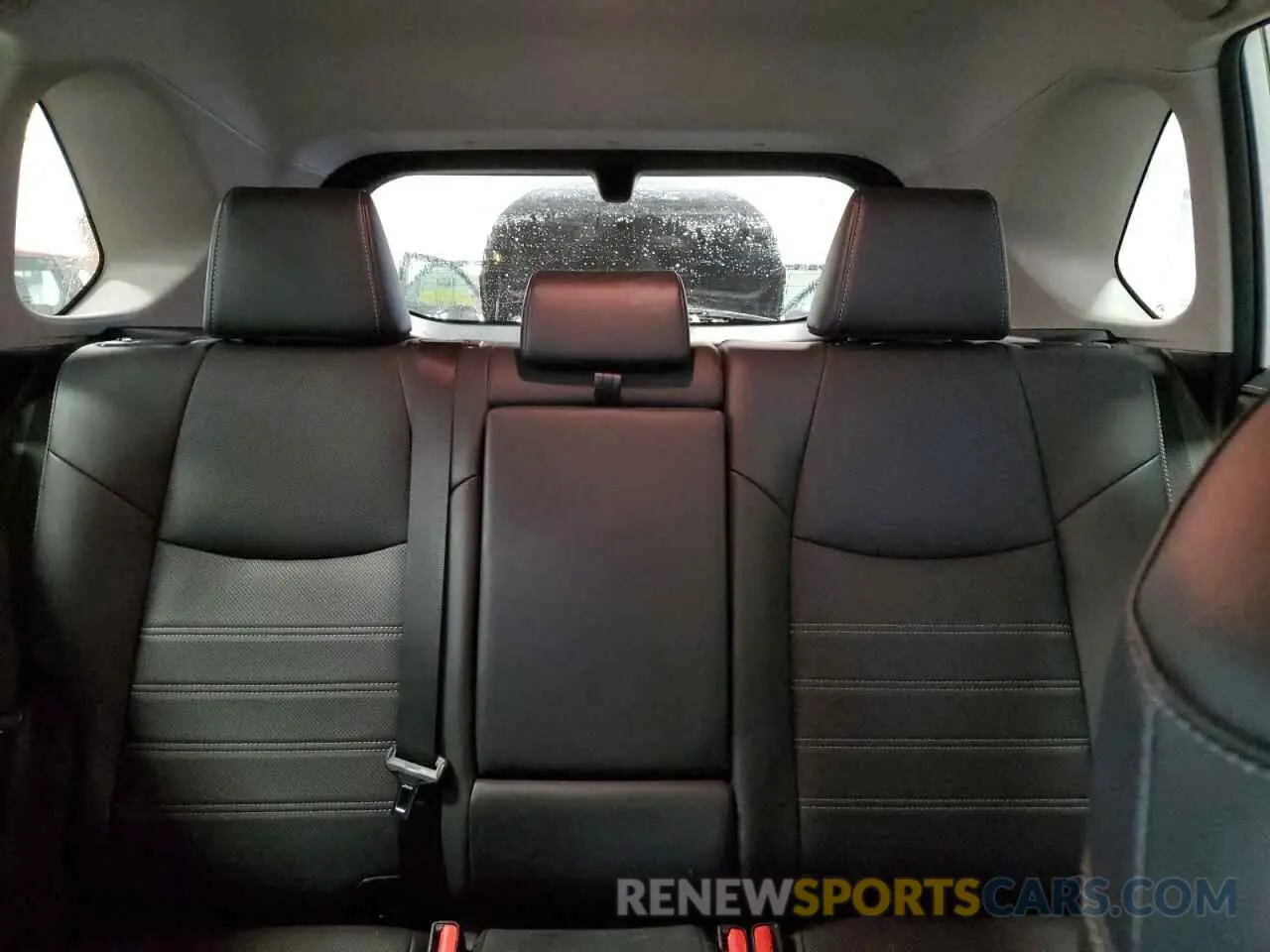 10 fotografías del automóvil dañado 2T3DWRFV8KW002391 TOYOTA RAV4 2019