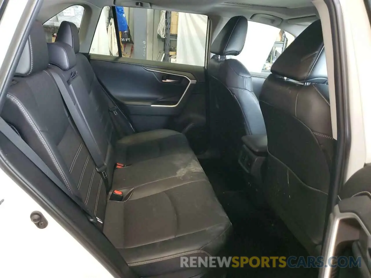 11 fotografías del automóvil dañado 2T3DWRFV8KW002391 TOYOTA RAV4 2019