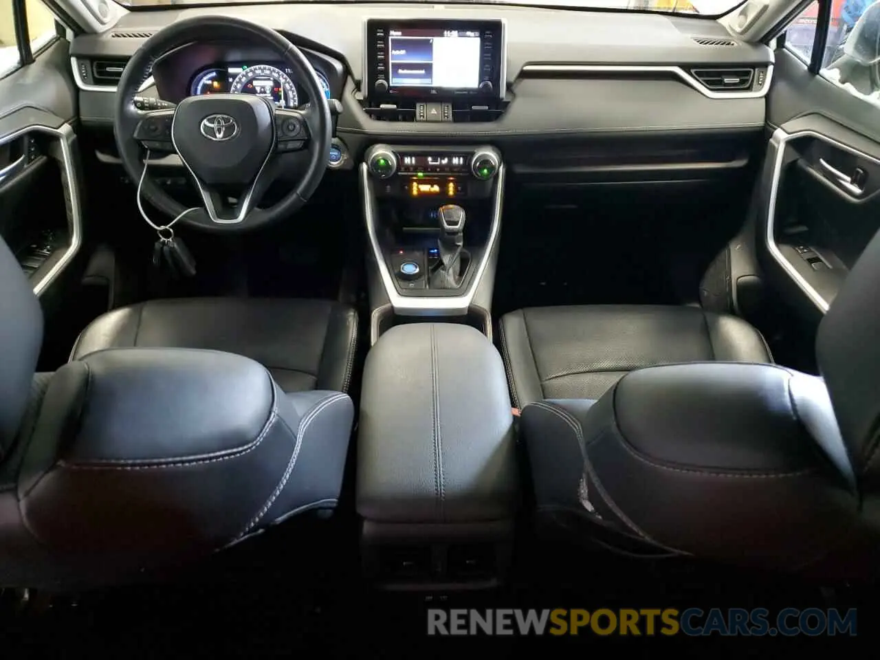 8 fotografías del automóvil dañado 2T3DWRFV8KW002391 TOYOTA RAV4 2019