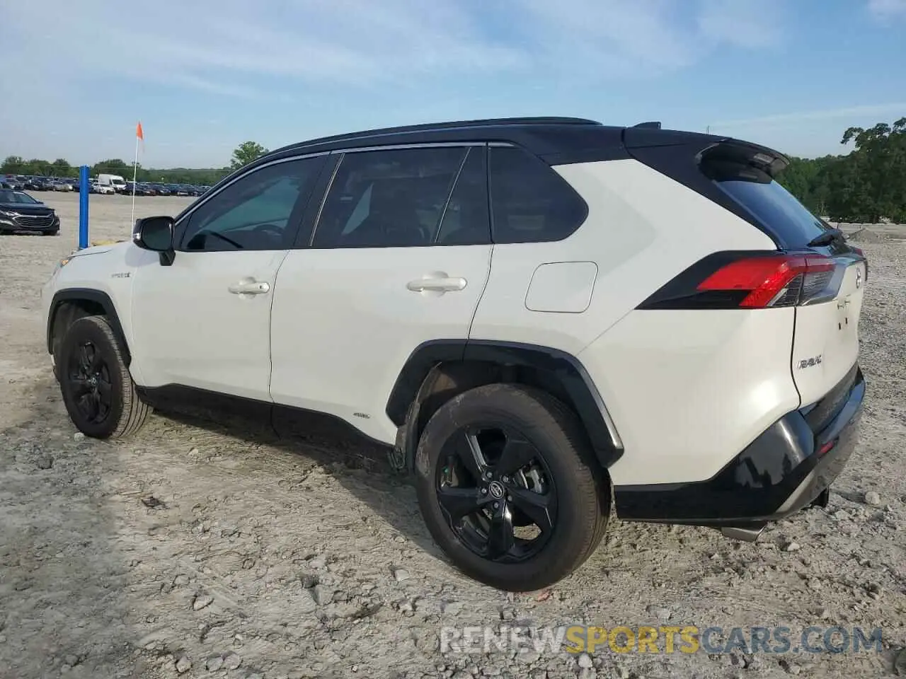 2 fotografías del automóvil dañado 2T3EWRFV2KW003413 TOYOTA RAV4 2019