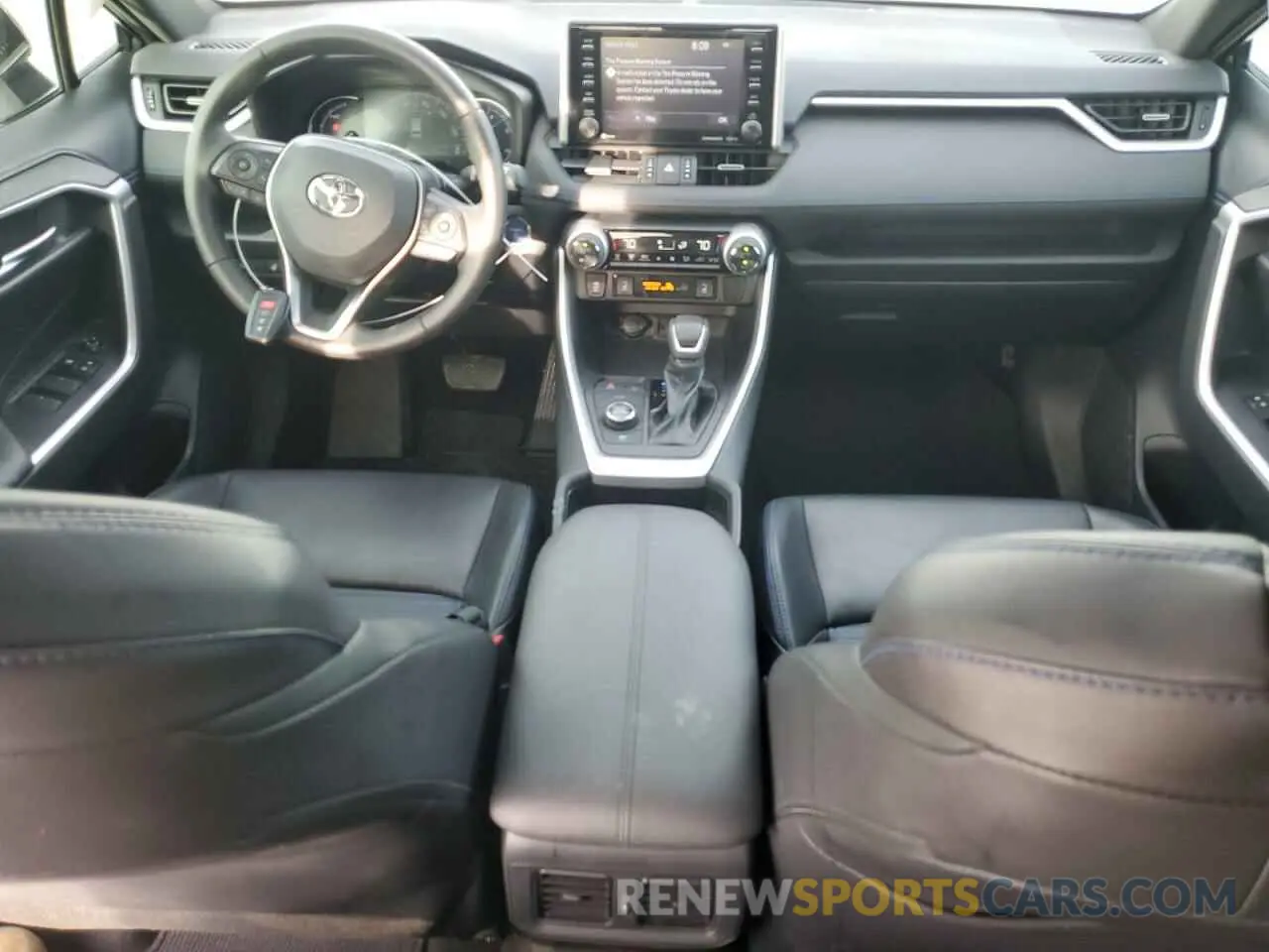 8 fotografías del automóvil dañado 2T3EWRFV2KW003413 TOYOTA RAV4 2019