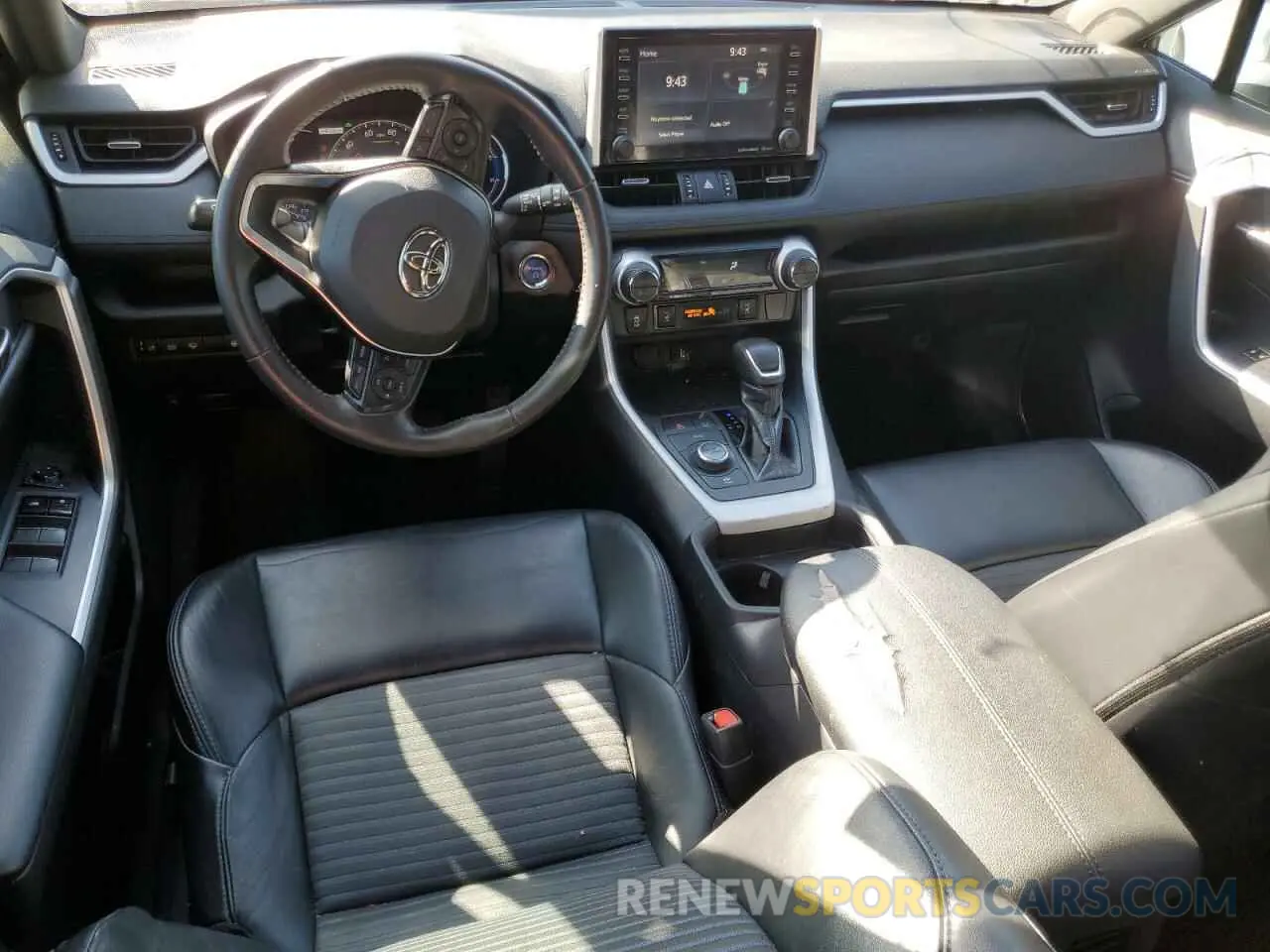 8 fotografías del automóvil dañado 2T3EWRFV7KW033152 TOYOTA RAV4 2019