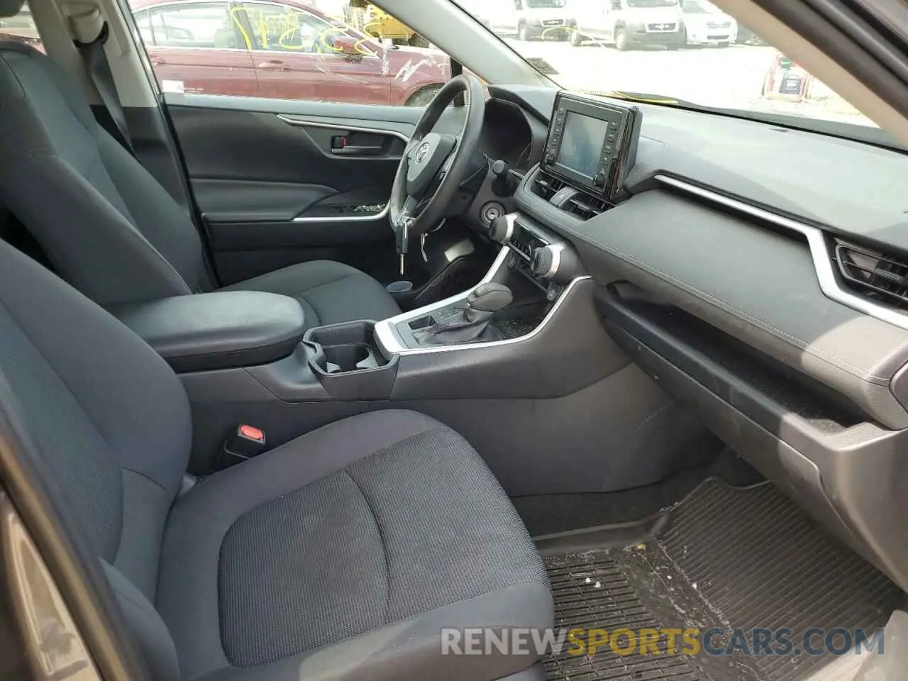 5 fotografías del automóvil dañado 2T3F1RFV0KC006122 TOYOTA RAV4 2019