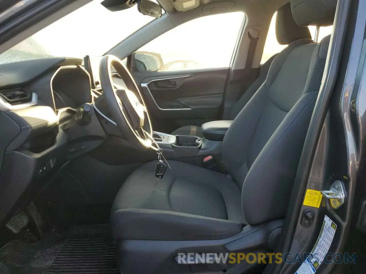 7 fotografías del automóvil dañado 2T3F1RFV1KW025244 TOYOTA RAV4 2019