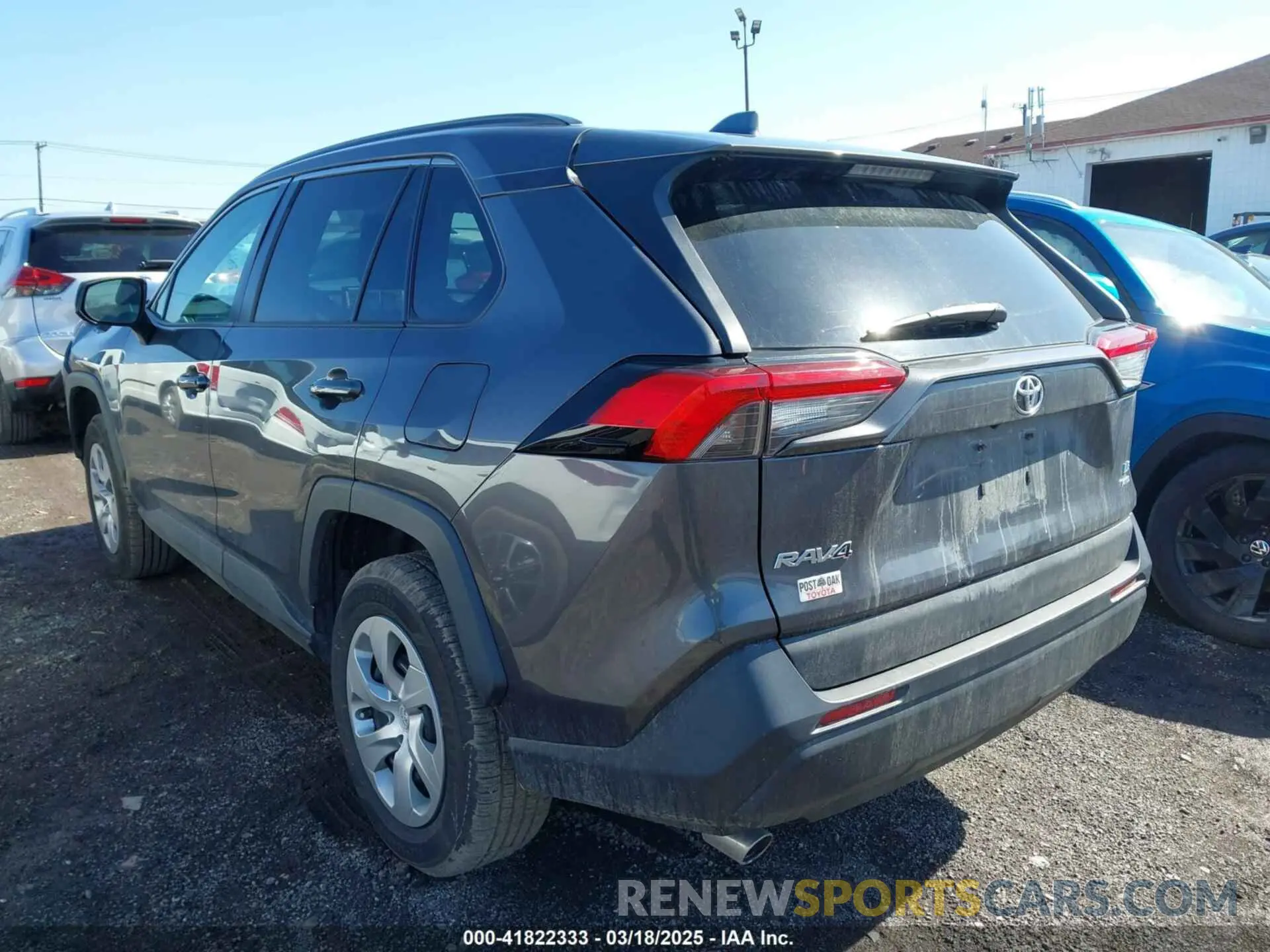 3 fotografías del automóvil dañado 2T3F1RFV1KW031478 TOYOTA RAV4 2019