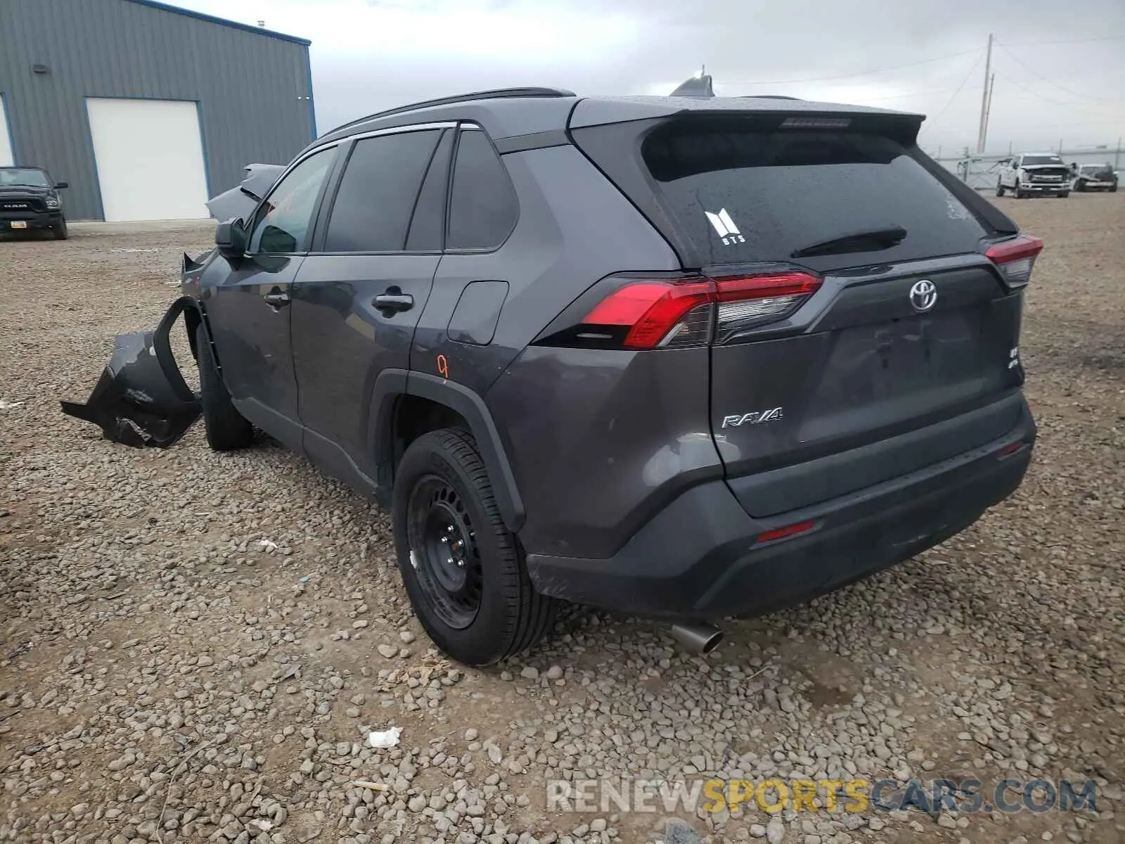 3 fotografías del automóvil dañado 2T3F1RFV1KW032551 TOYOTA RAV4 2019