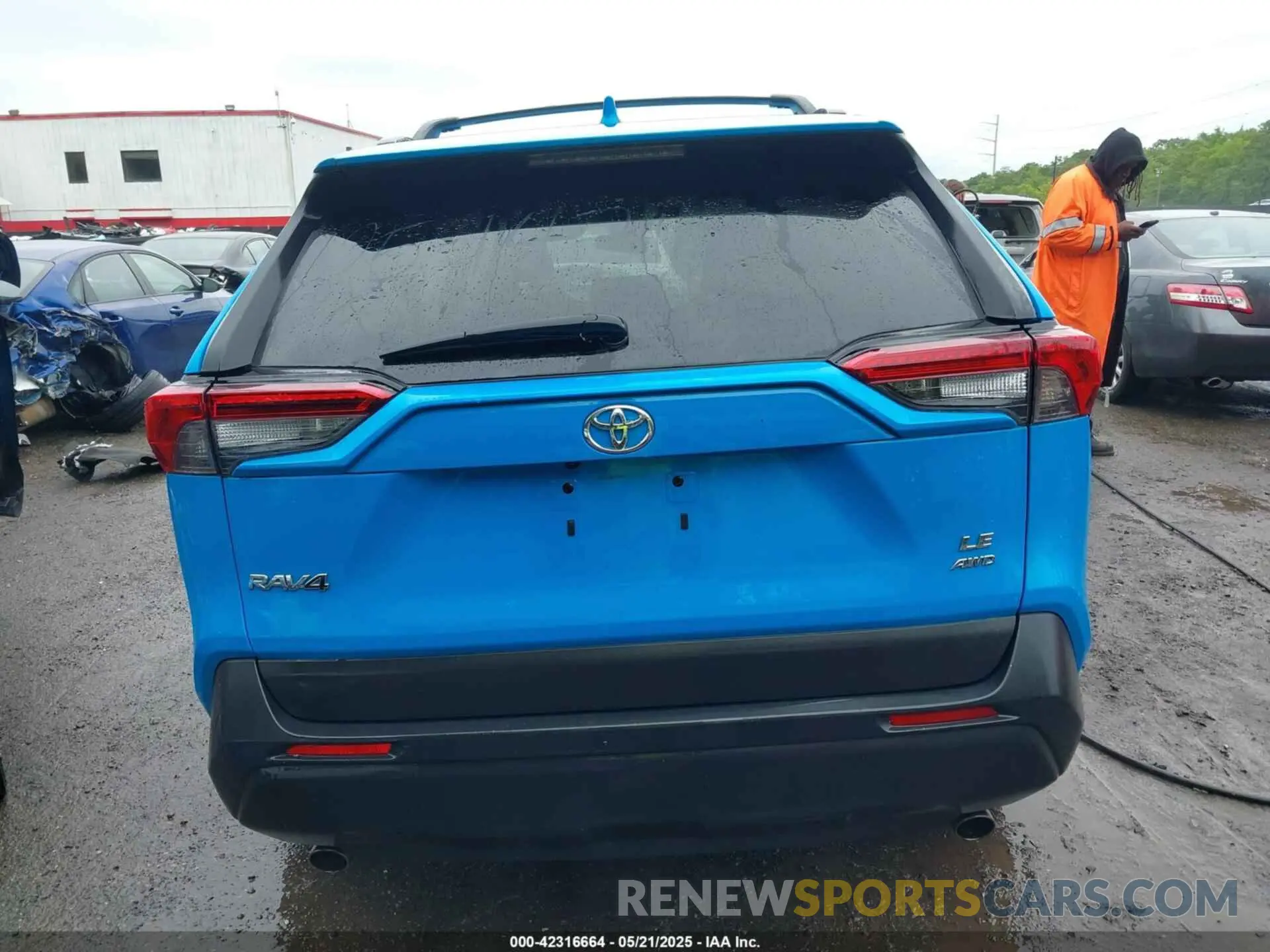17 fotografías del automóvil dañado 2T3F1RFV2KC059615 TOYOTA RAV4 2019