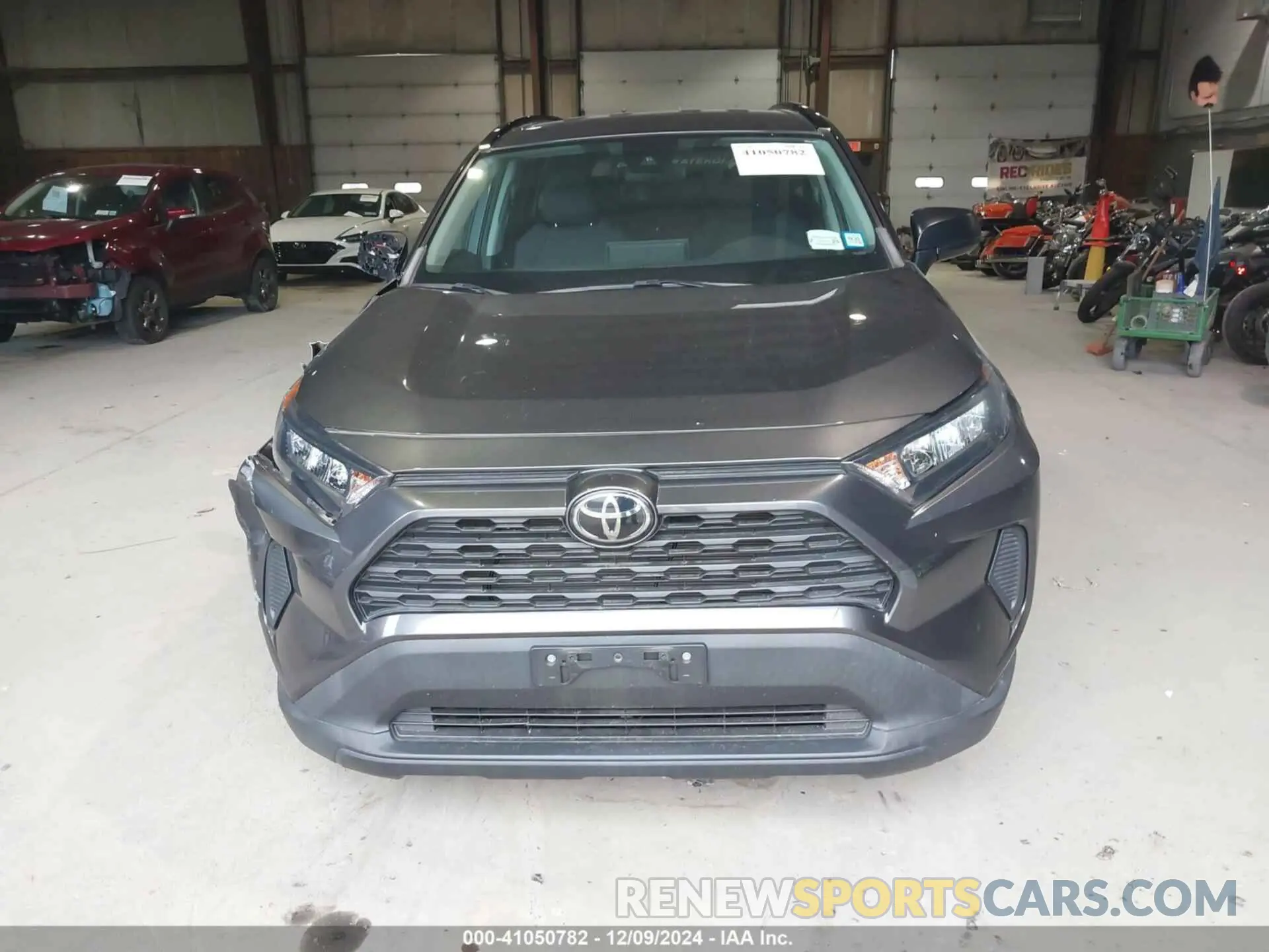 12 fotografías del automóvil dañado 2T3F1RFV3KC034903 TOYOTA RAV4 2019