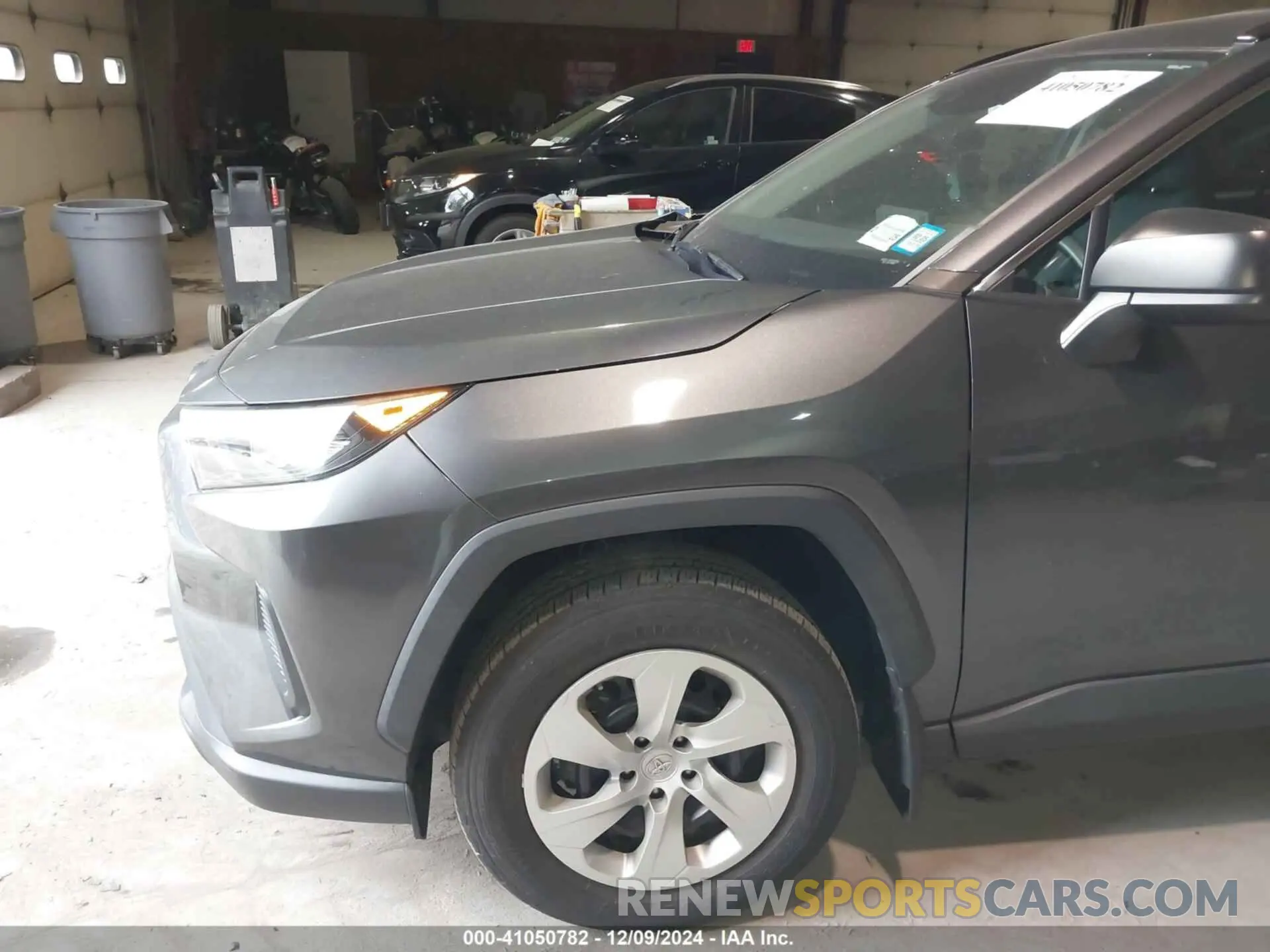 18 fotografías del automóvil dañado 2T3F1RFV3KC034903 TOYOTA RAV4 2019