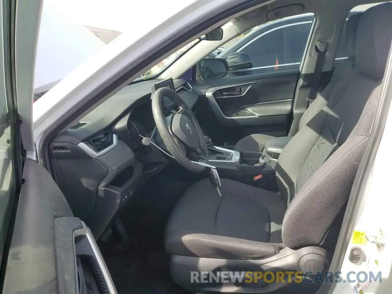 7 fotografías del automóvil dañado 2T3F1RFV3KW034530 TOYOTA RAV4 2019