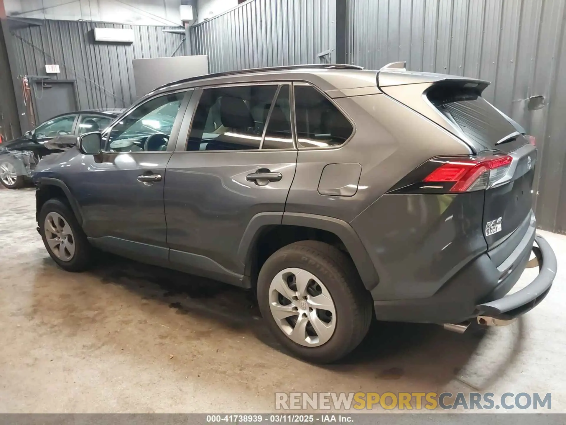 17 fotografías del automóvil dañado 2T3F1RFV4KW061414 TOYOTA RAV4 2019