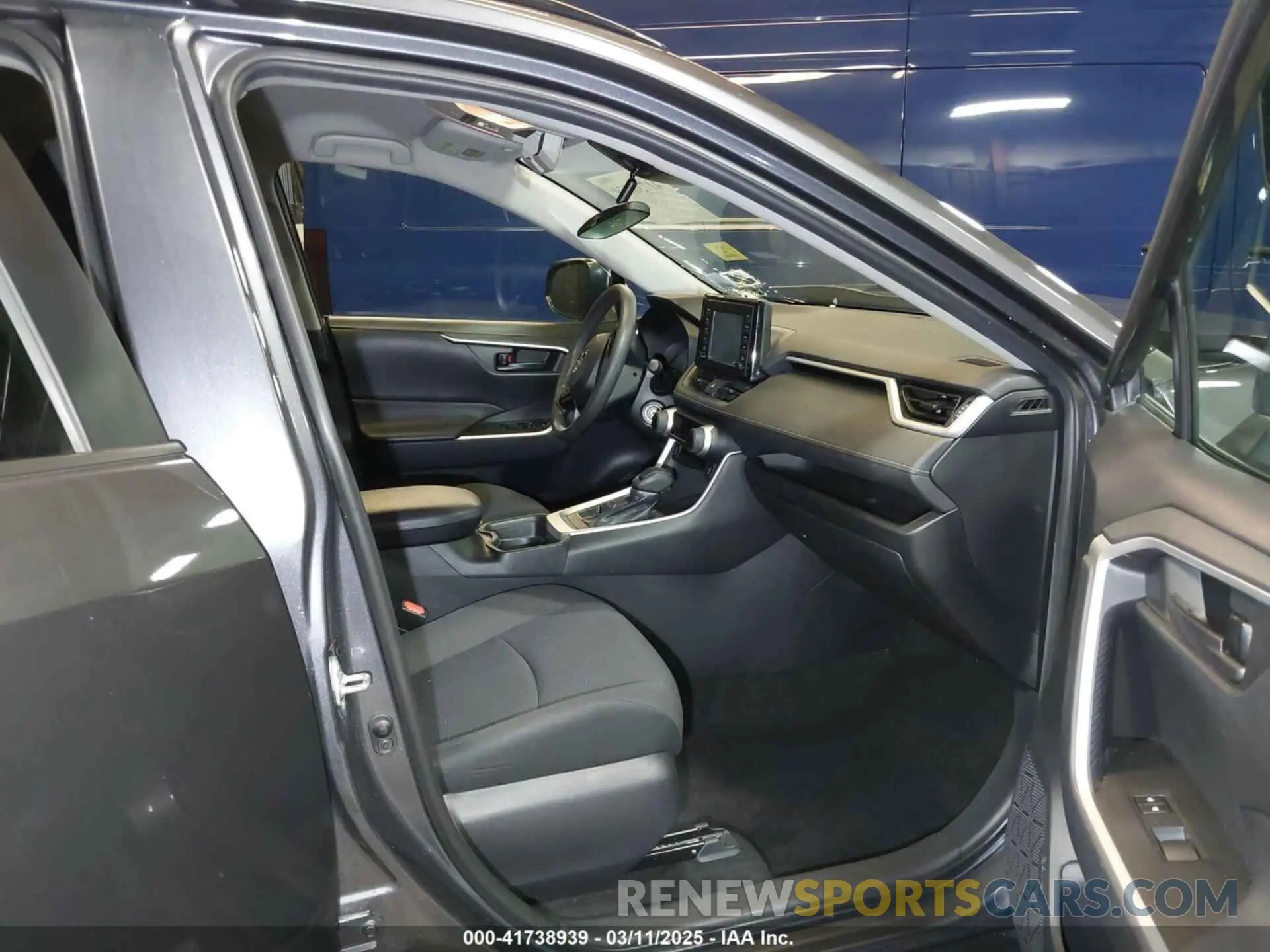 5 fotografías del automóvil dañado 2T3F1RFV4KW061414 TOYOTA RAV4 2019