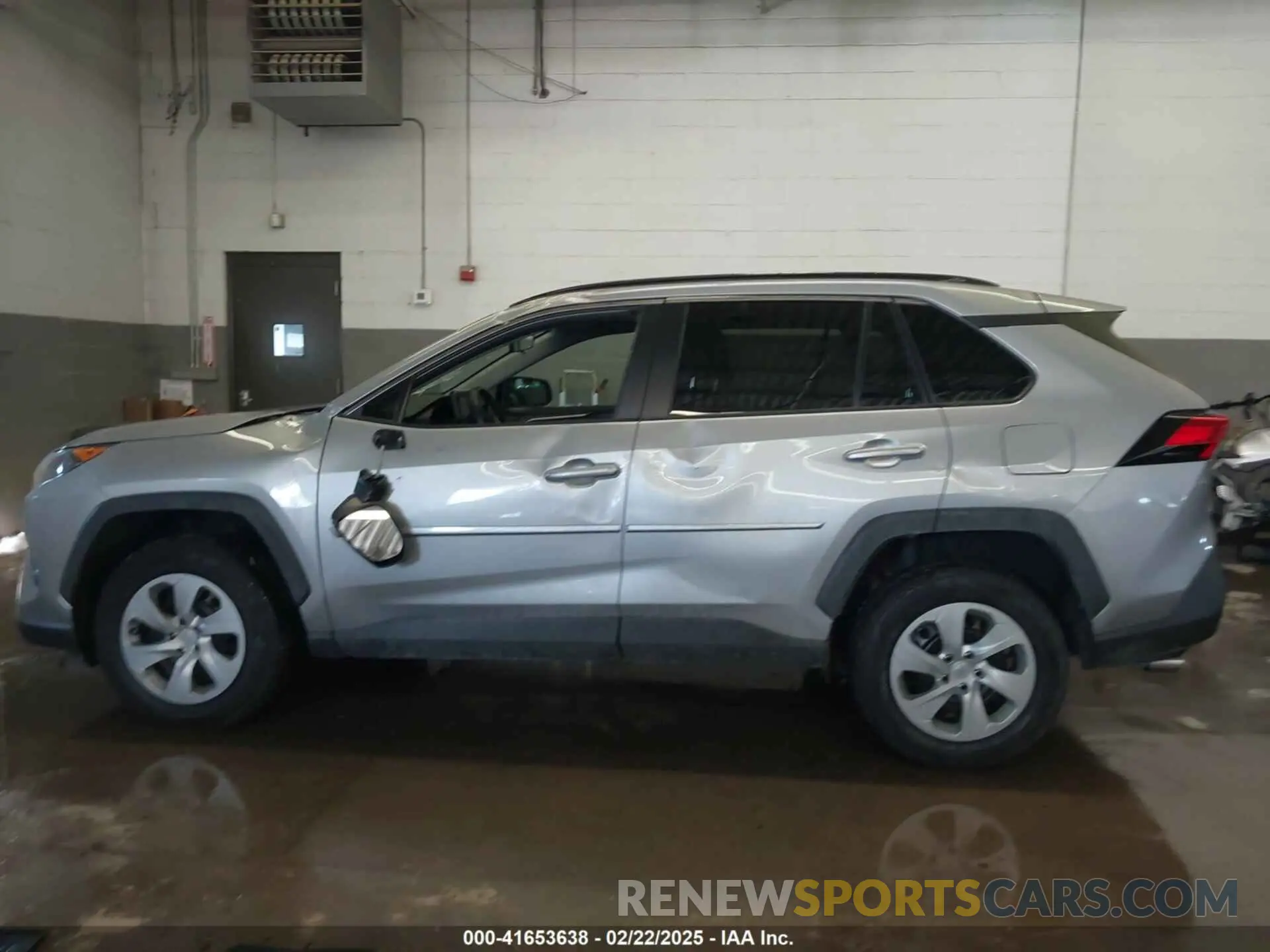 14 fotografías del automóvil dañado 2T3F1RFV4KW066158 TOYOTA RAV4 2019