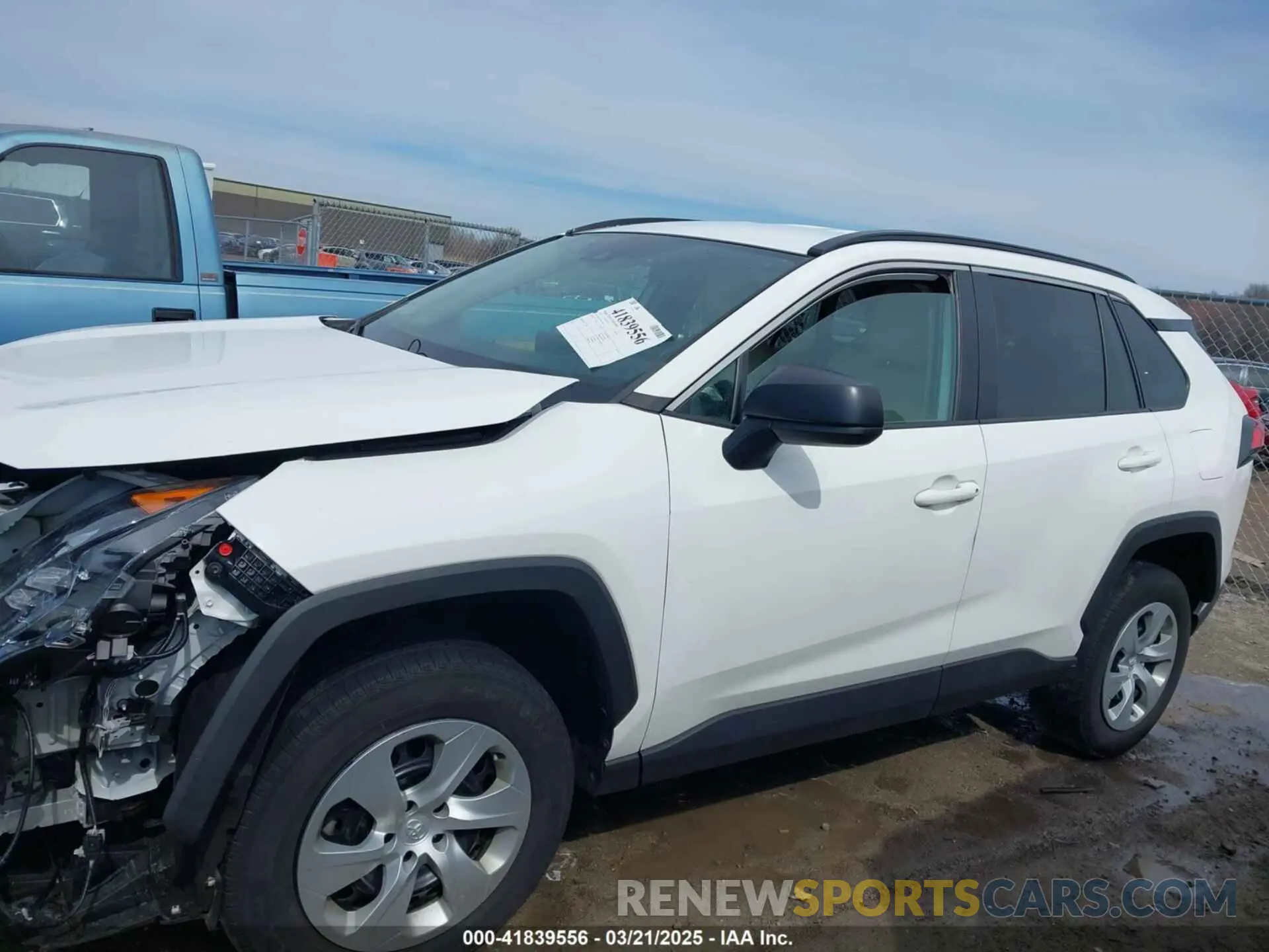 14 fotografías del automóvil dañado 2T3F1RFV5KW076276 TOYOTA RAV4 2019
