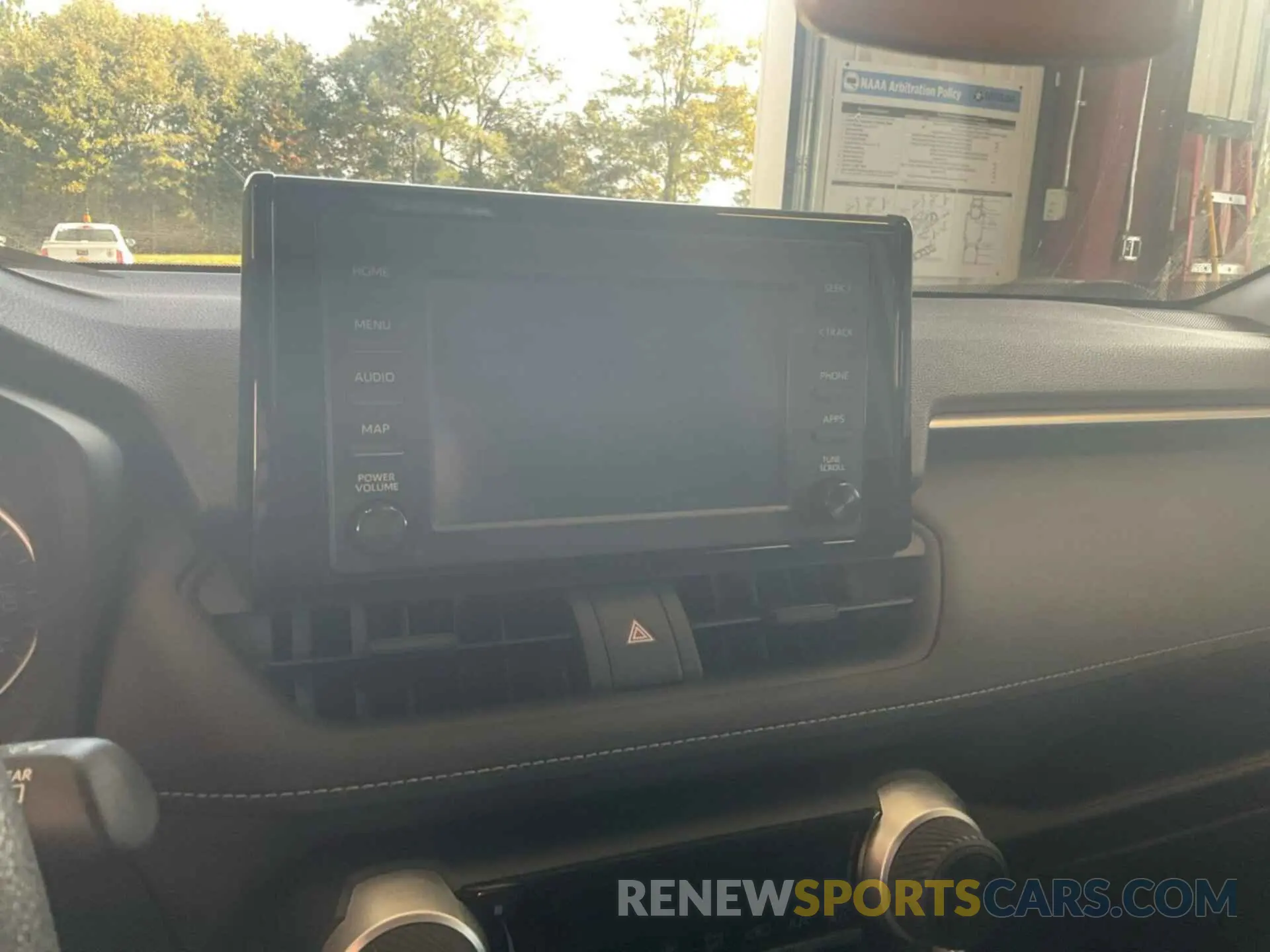 6 fotografías del automóvil dañado 2T3F1RFV6KC029615 TOYOTA RAV4 2019