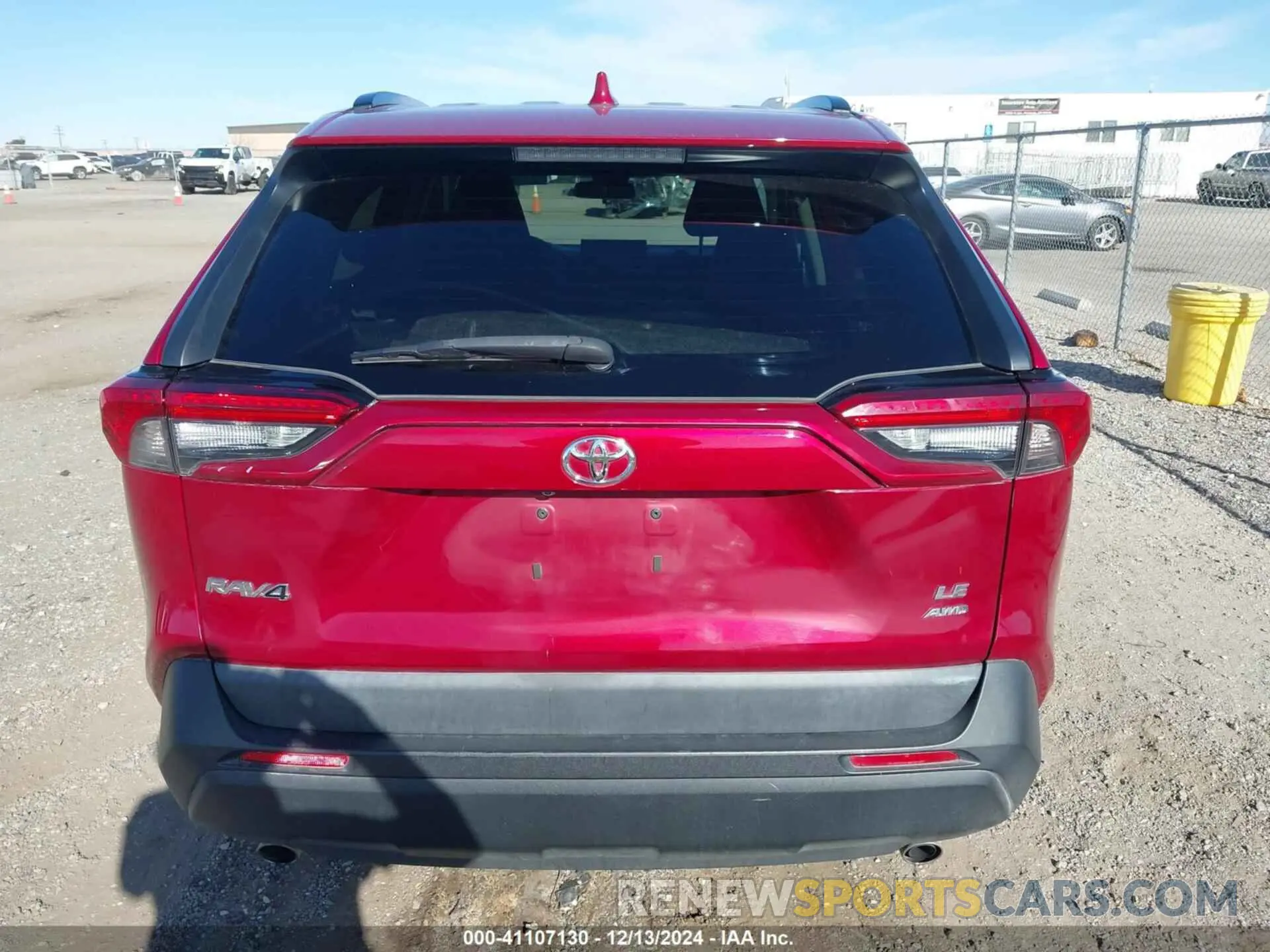 17 fotografías del automóvil dañado 2T3F1RFV8KW026875 TOYOTA RAV4 2019