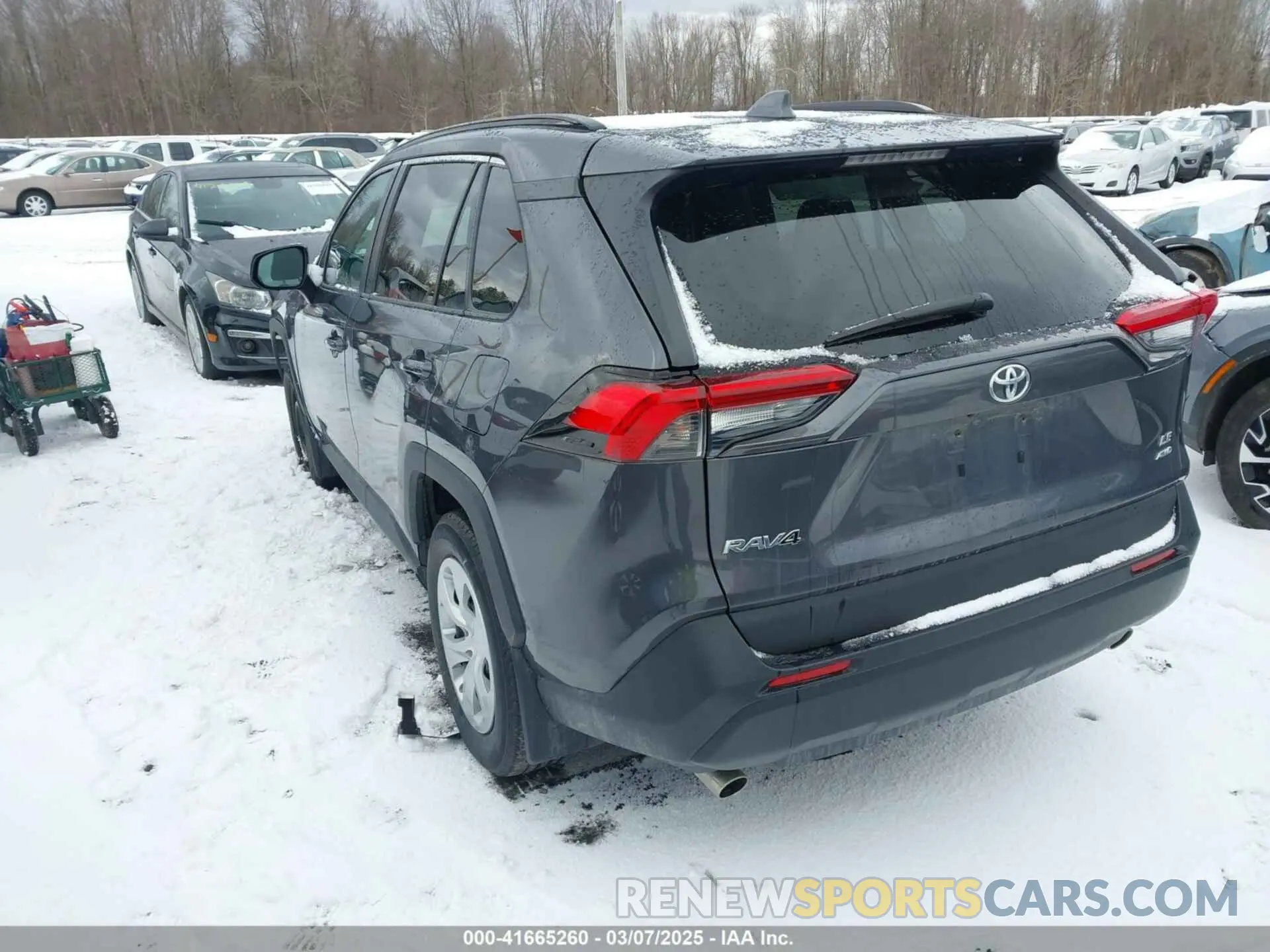 3 fotografías del automóvil dañado 2T3F1RFV8KW028562 TOYOTA RAV4 2019
