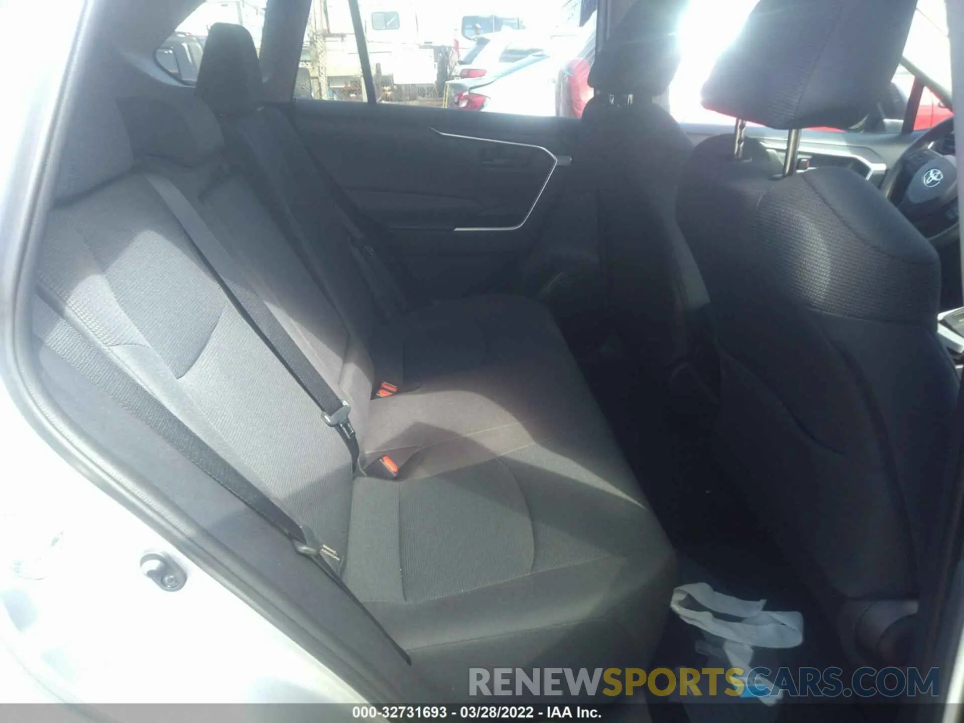 8 fotografías del automóvil dañado 2T3F1RFV8KW035057 TOYOTA RAV4 2019