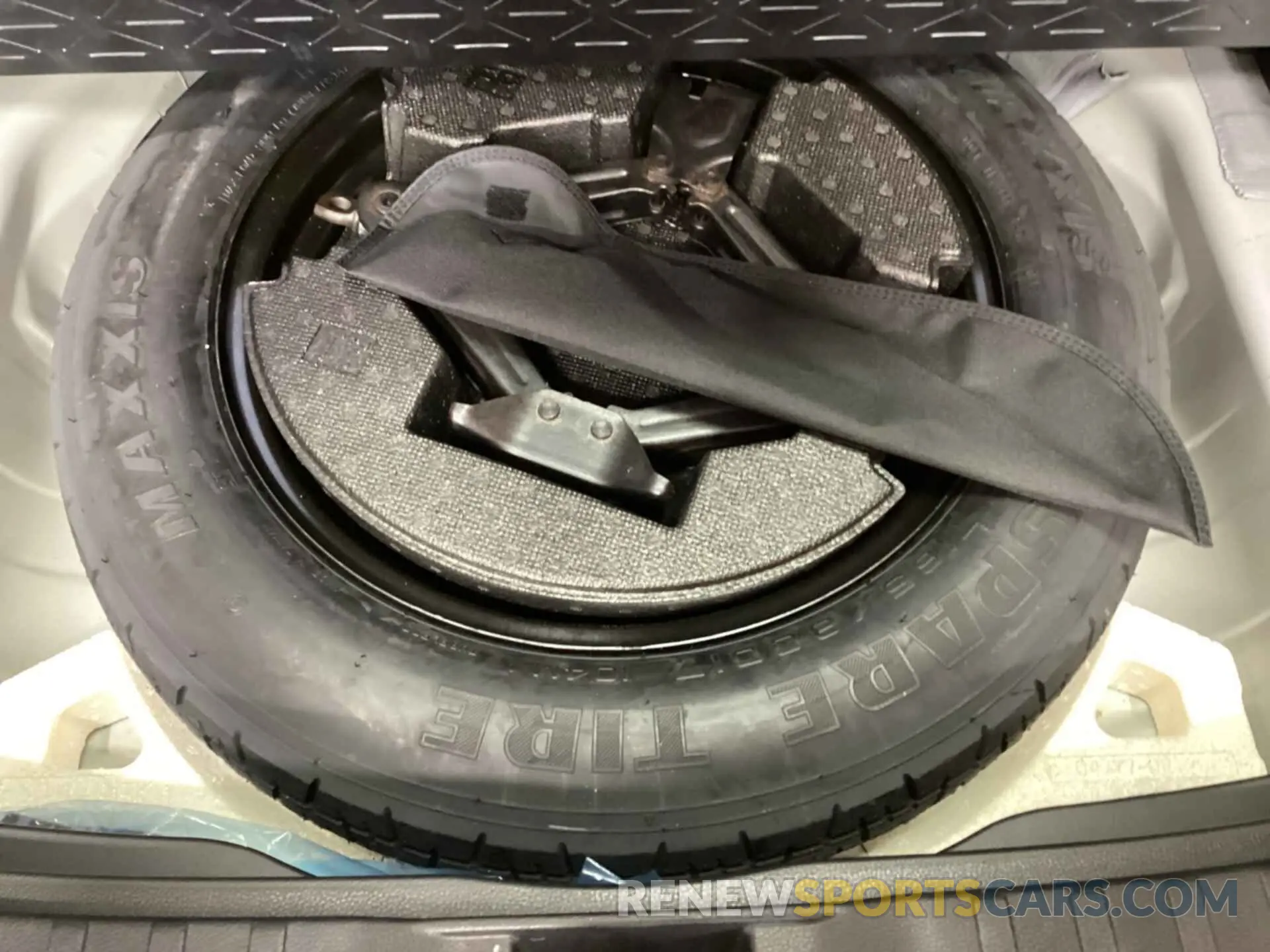 12 fotografías del automóvil dañado 2T3F1RFV9KW020860 TOYOTA RAV4 2019