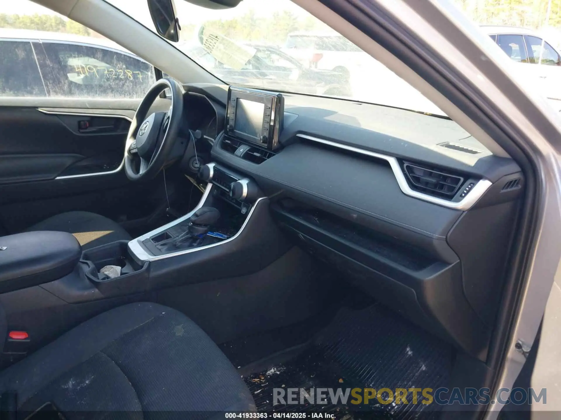 5 fotografías del automóvil dañado 2T3F1RFVXKW051521 TOYOTA RAV4 2019