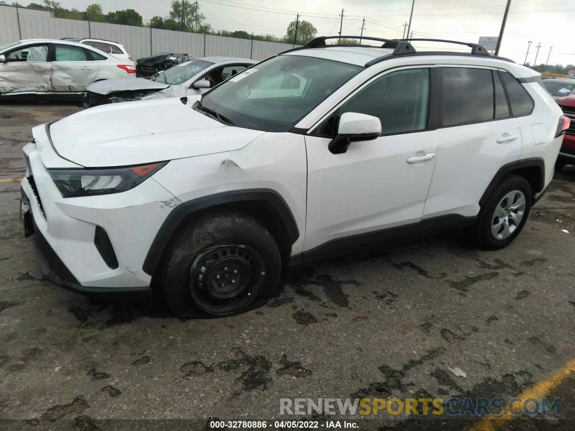 2 fotografías del automóvil dañado 2T3G1RFV1KC055480 TOYOTA RAV4 2019