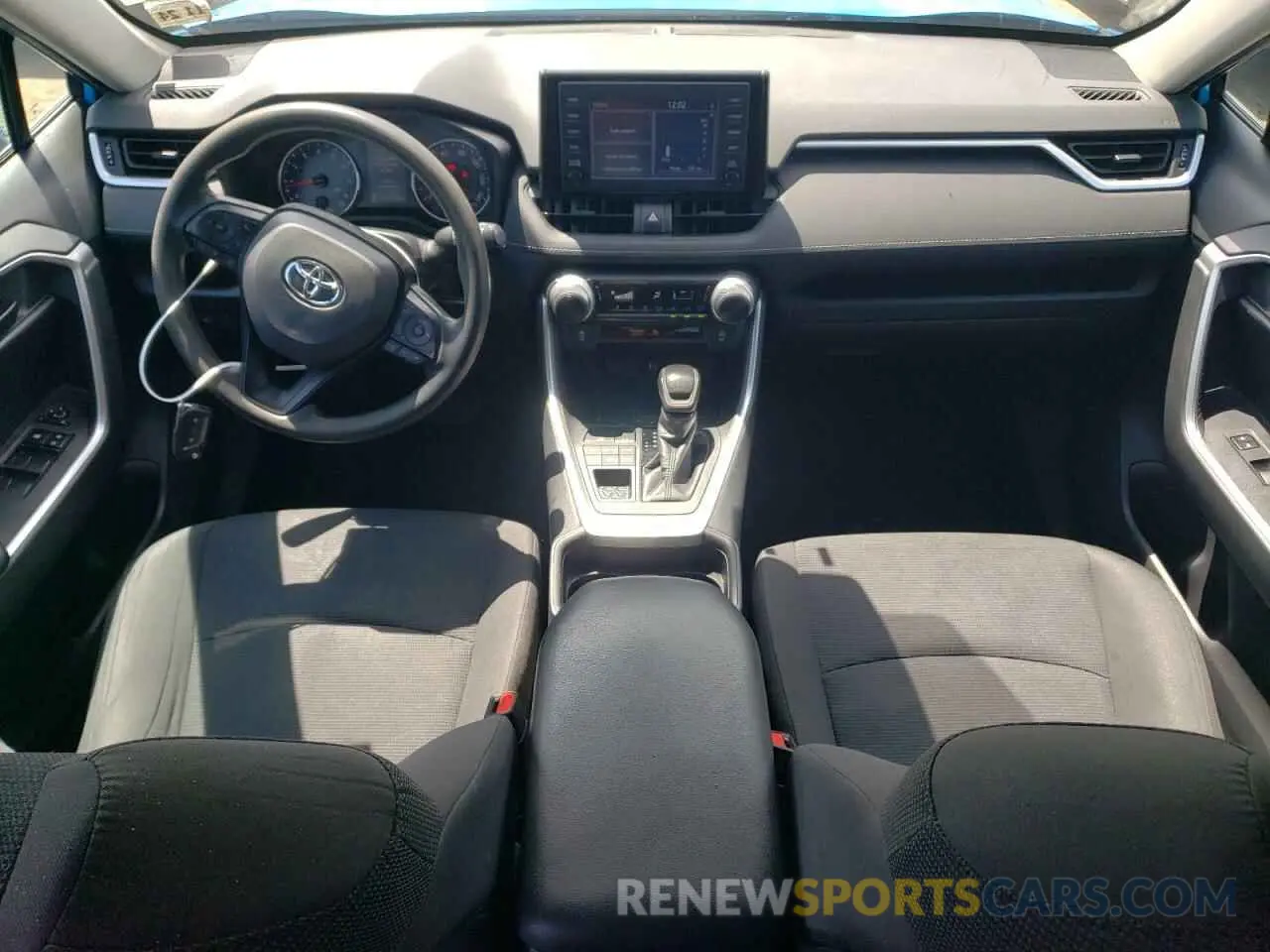 8 fotografías del automóvil dañado 2T3G1RFV1KW042811 TOYOTA RAV4 2019