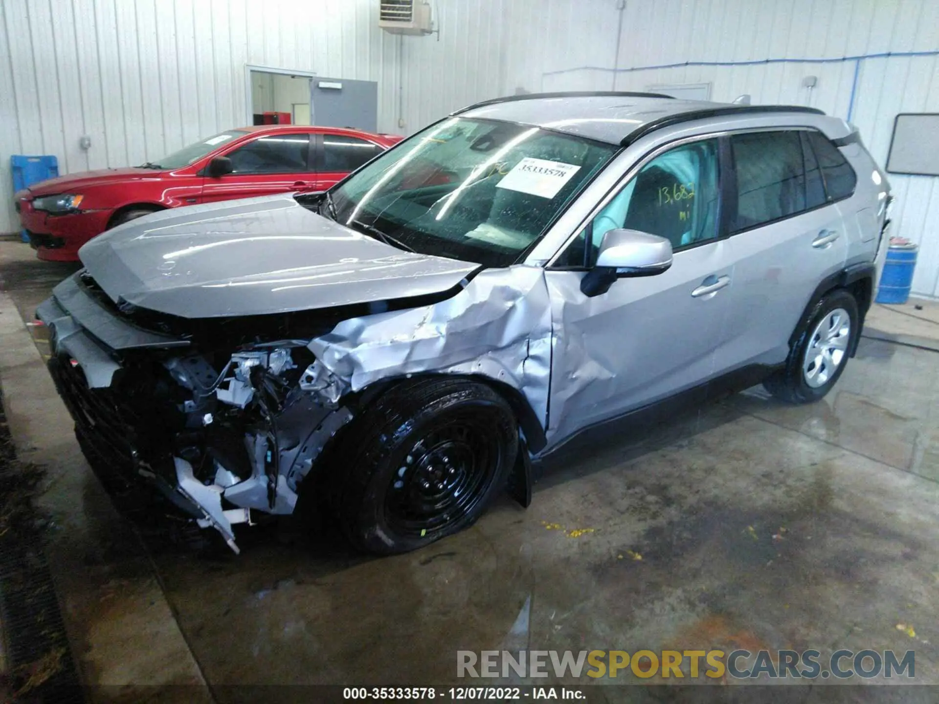 2 fotografías del automóvil dañado 2T3G1RFV2KW010384 TOYOTA RAV4 2019