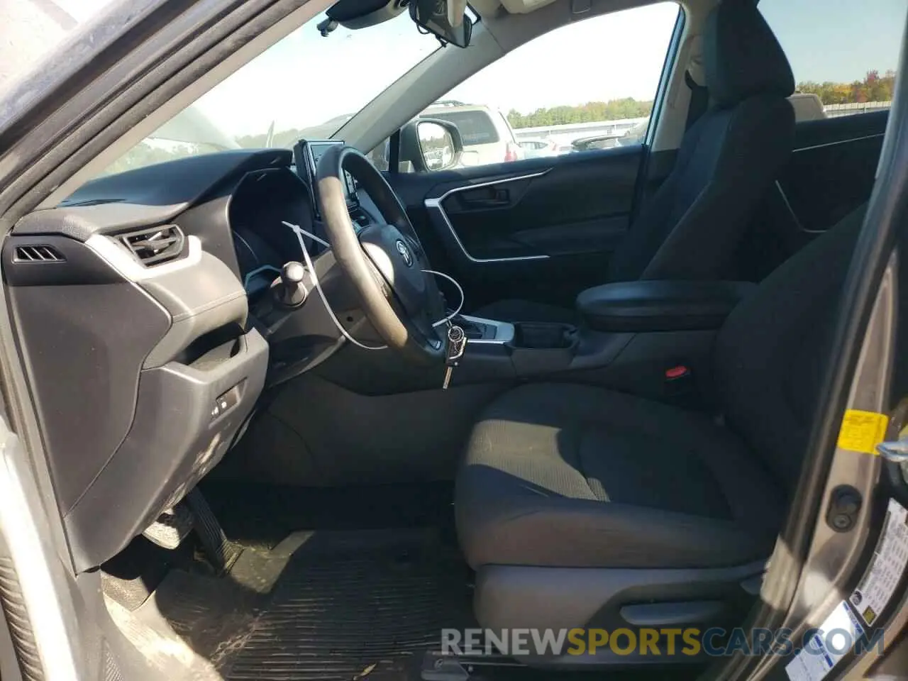 7 fotografías del automóvil dañado 2T3G1RFV3KC051611 TOYOTA RAV4 2019
