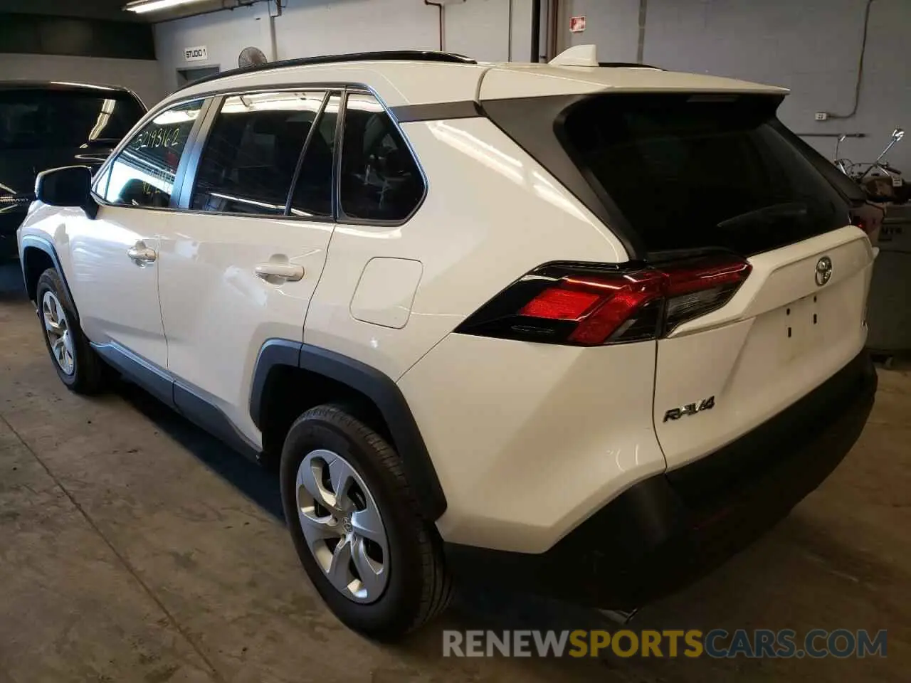 3 fotografías del automóvil dañado 2T3G1RFV4KC004636 TOYOTA RAV4 2019