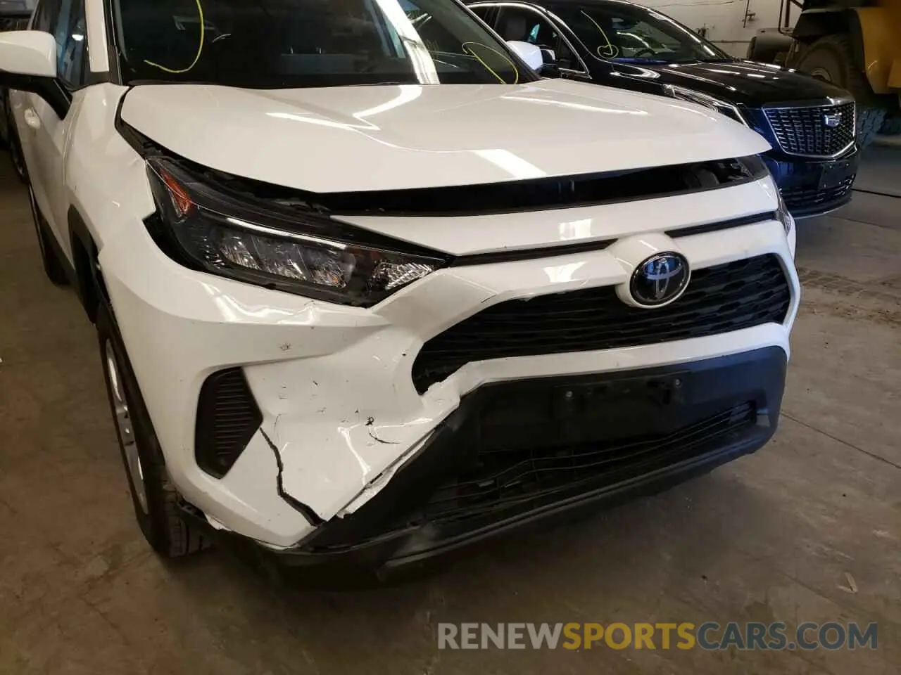 9 fotografías del automóvil dañado 2T3G1RFV4KC004636 TOYOTA RAV4 2019
