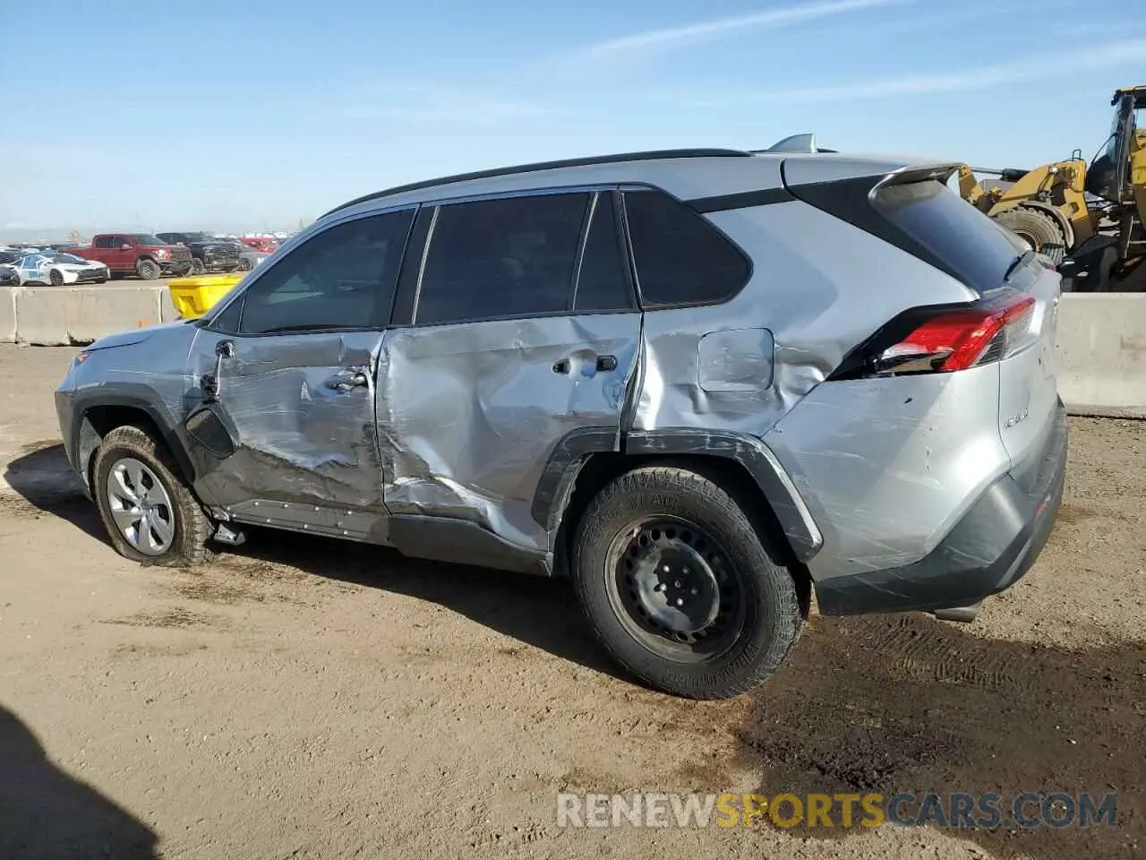 2 fotografías del automóvil dañado 2T3G1RFV5KW045226 TOYOTA RAV4 2019
