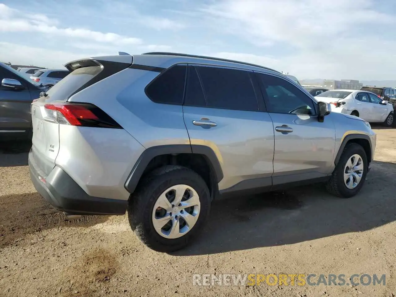3 fotografías del automóvil dañado 2T3G1RFV5KW045226 TOYOTA RAV4 2019