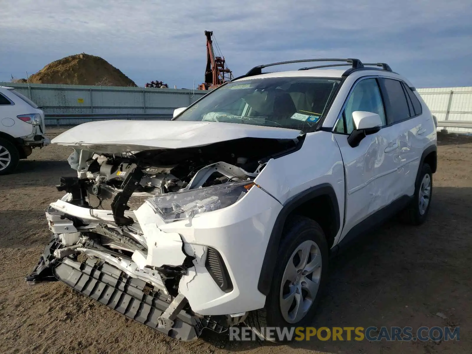 2 fotografías del automóvil dañado 2T3G1RFV7KC034035 TOYOTA RAV4 2019