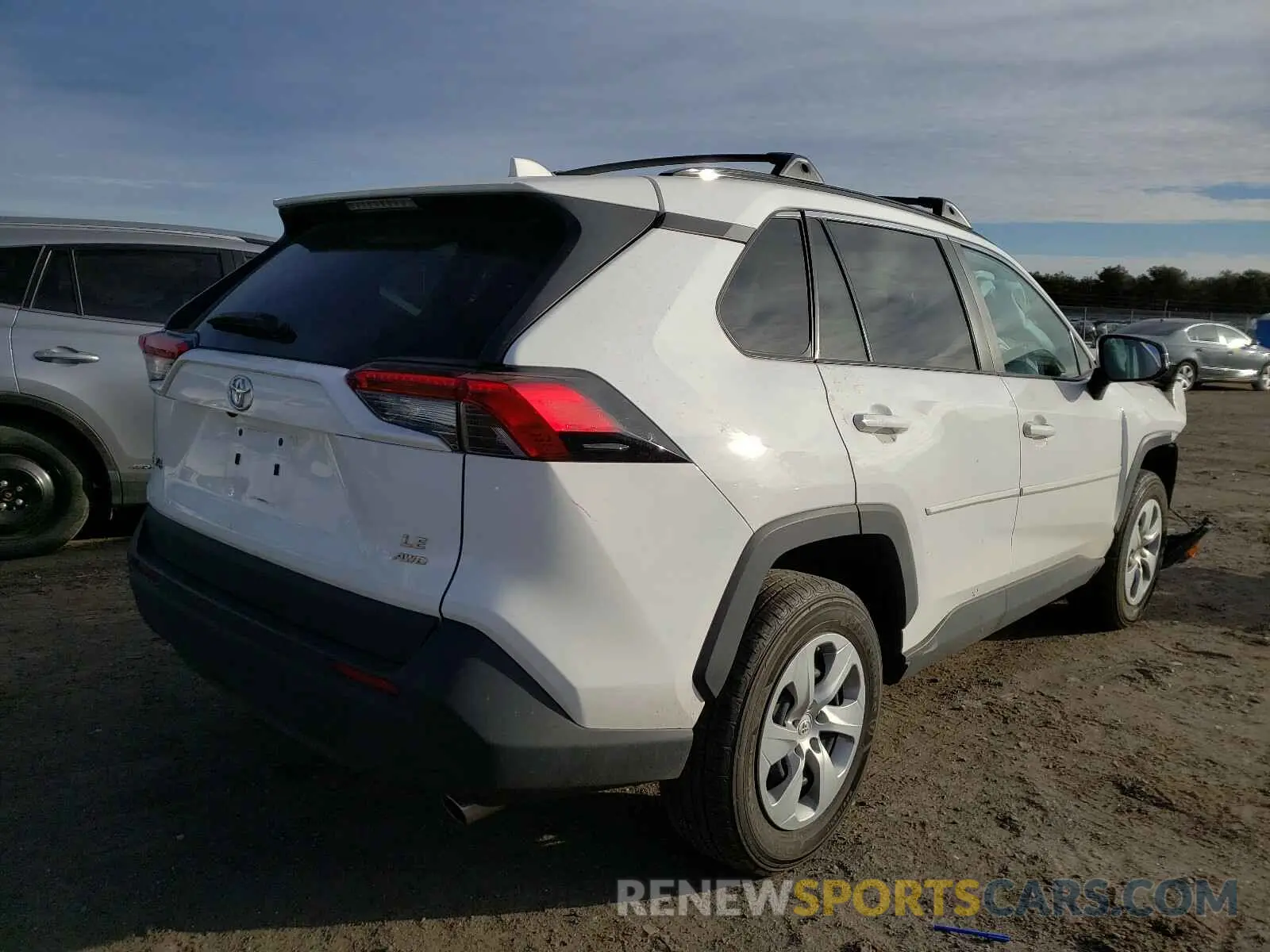 4 fotografías del automóvil dañado 2T3G1RFV7KC034035 TOYOTA RAV4 2019