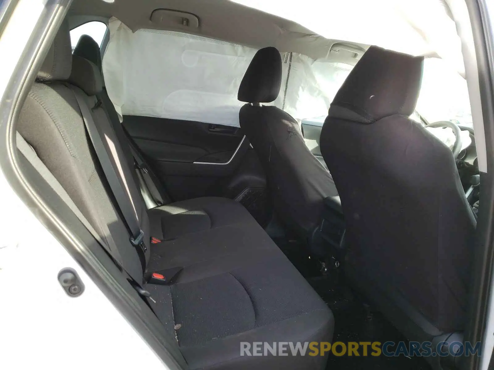 6 fotografías del automóvil dañado 2T3G1RFV7KC034035 TOYOTA RAV4 2019