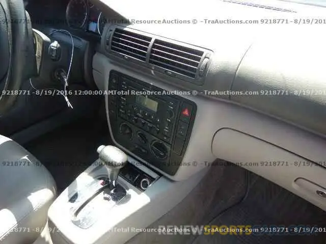 9 fotografías del automóvil dañado 2T3G1RFV8KW047181 TOYOTA RAV4 2019